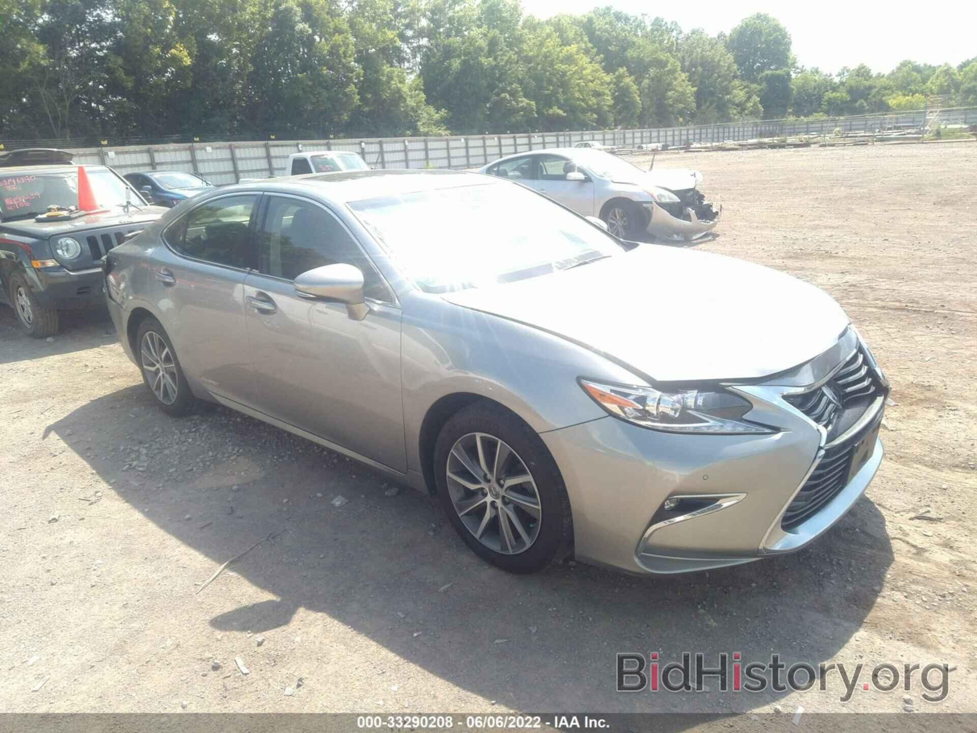 Photo JTHBW1GG5J2167863 - LEXUS ES 2018