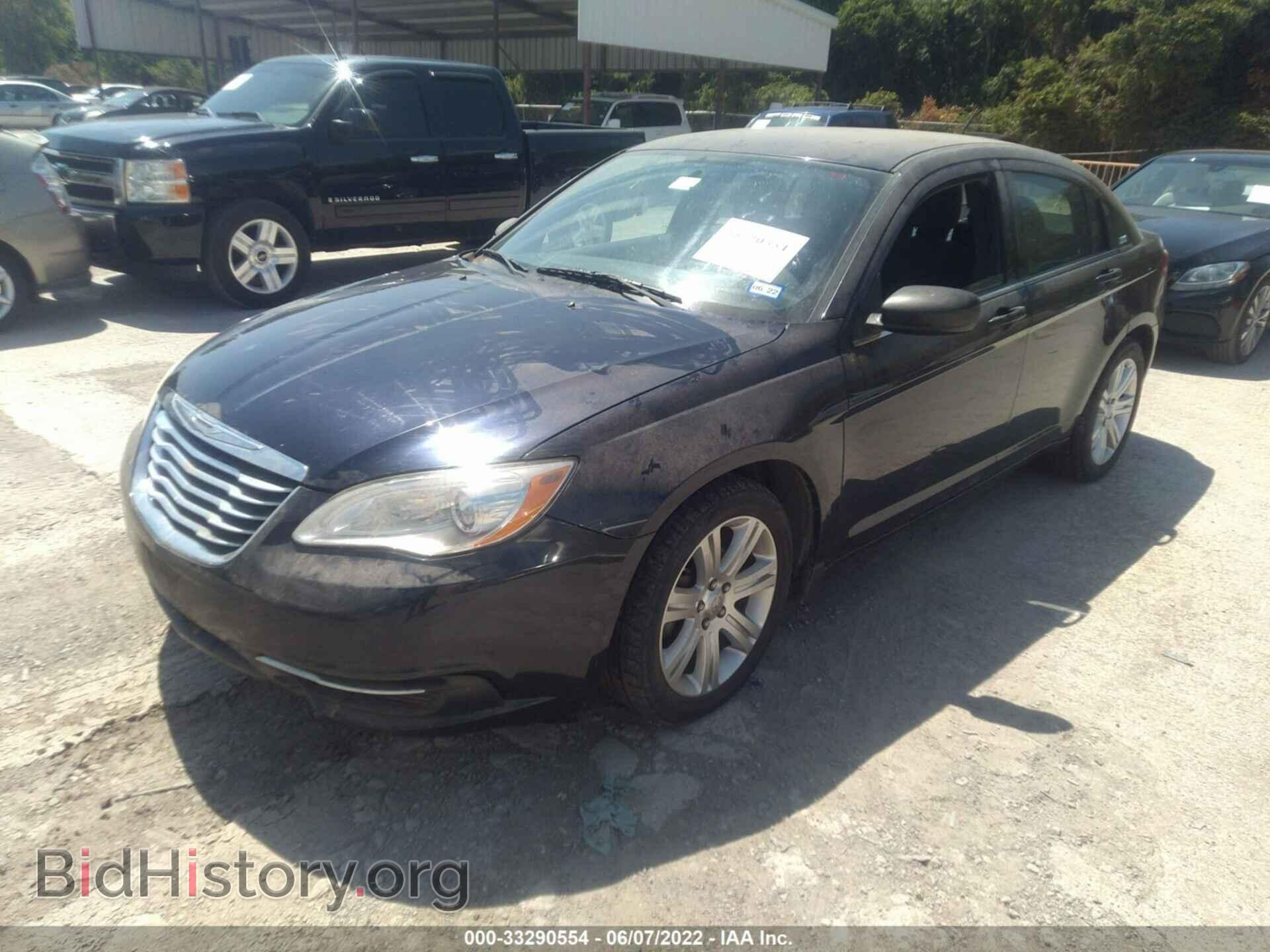 2012 CHRYSLER 200 - VIN: 1C3CCBBB0CN262756 - Фото 2