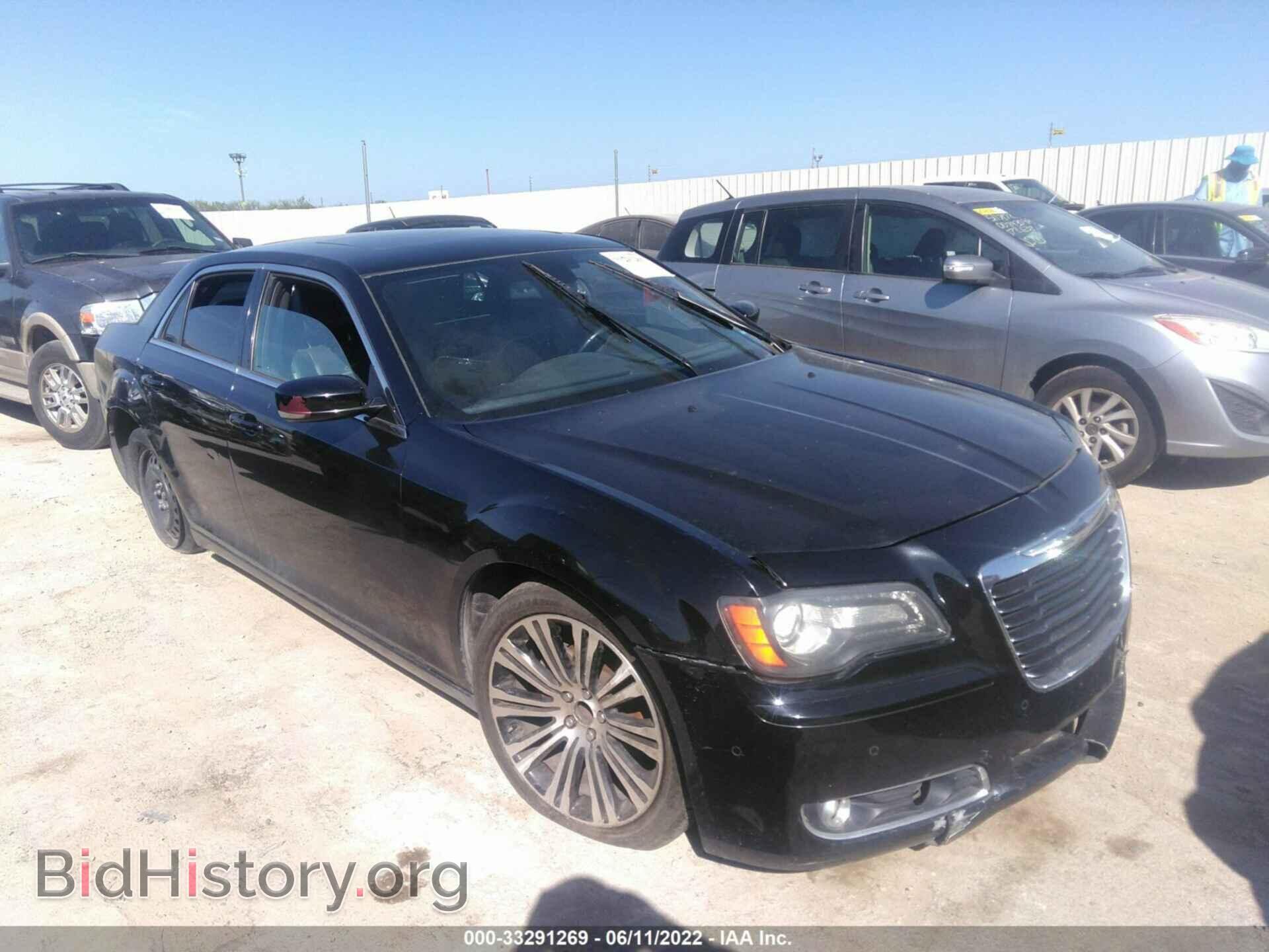 Фотография 2C3CCABG7DH504538 - CHRYSLER 300 2013