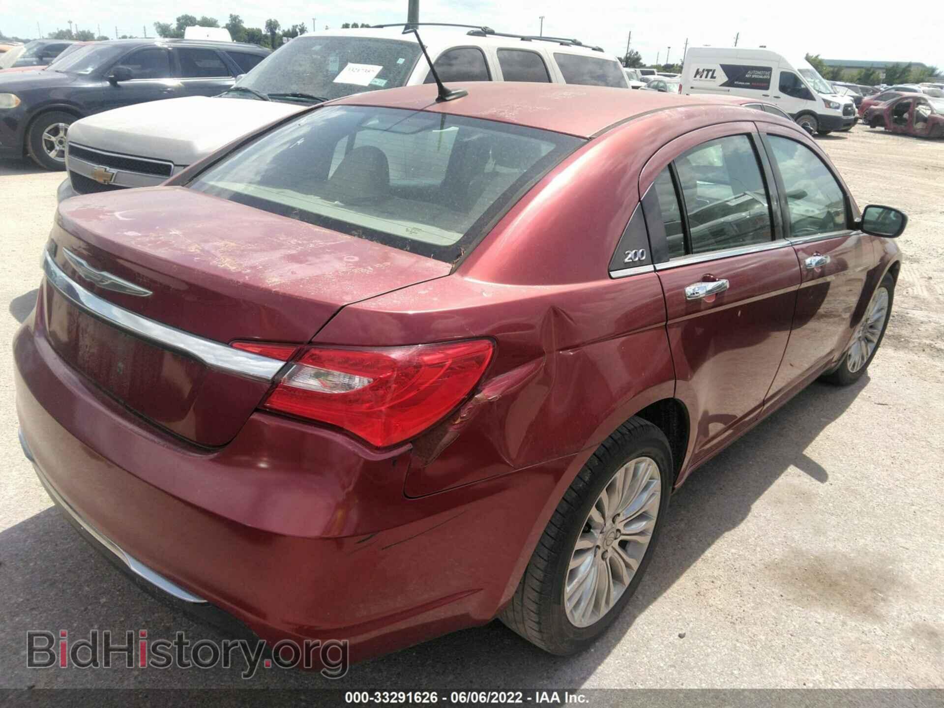 2011 CHRYSLER 200 - VIN: 1C3BC2FG4BN595588 - Фото 4