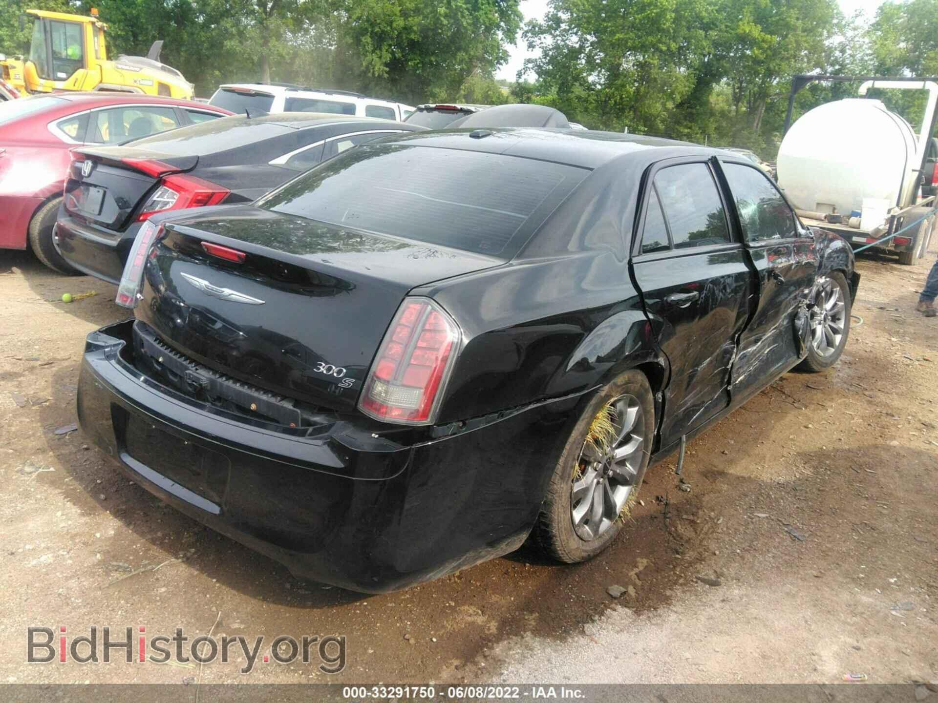 2014 CHRYSLER 300 - VIN: 2C3CCAGG0EH381837 - Фото 4