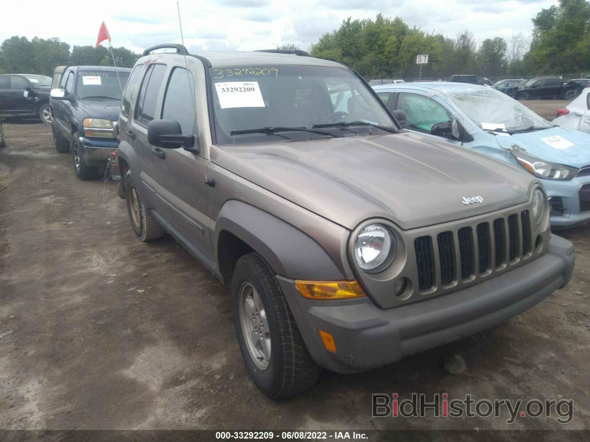 Photo 1J4GL48K97W575766 - JEEP LIBERTY 2007