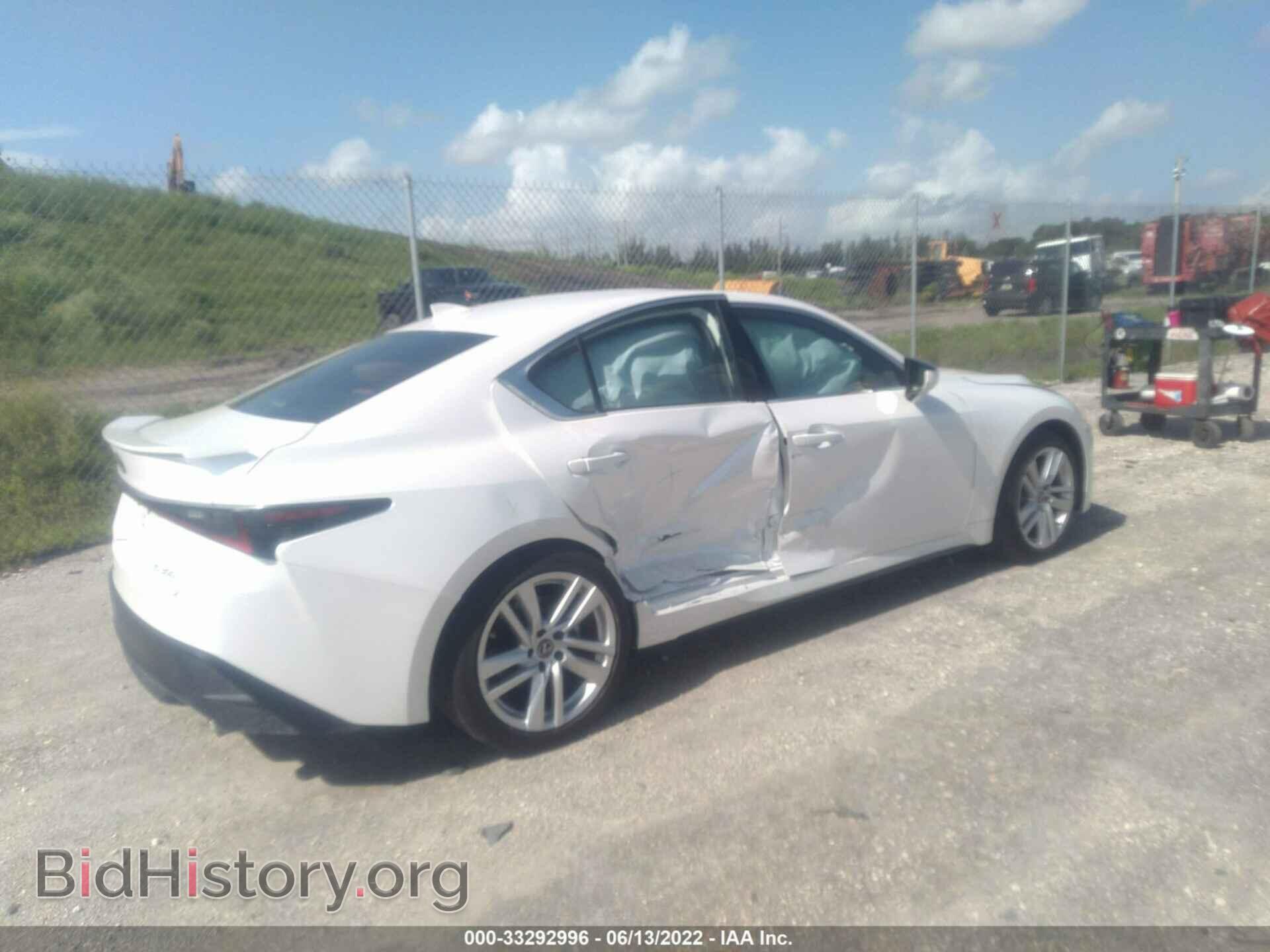 2021 LEXUS IS - VIN: JTHCA1D22M5111877 - Photo 4