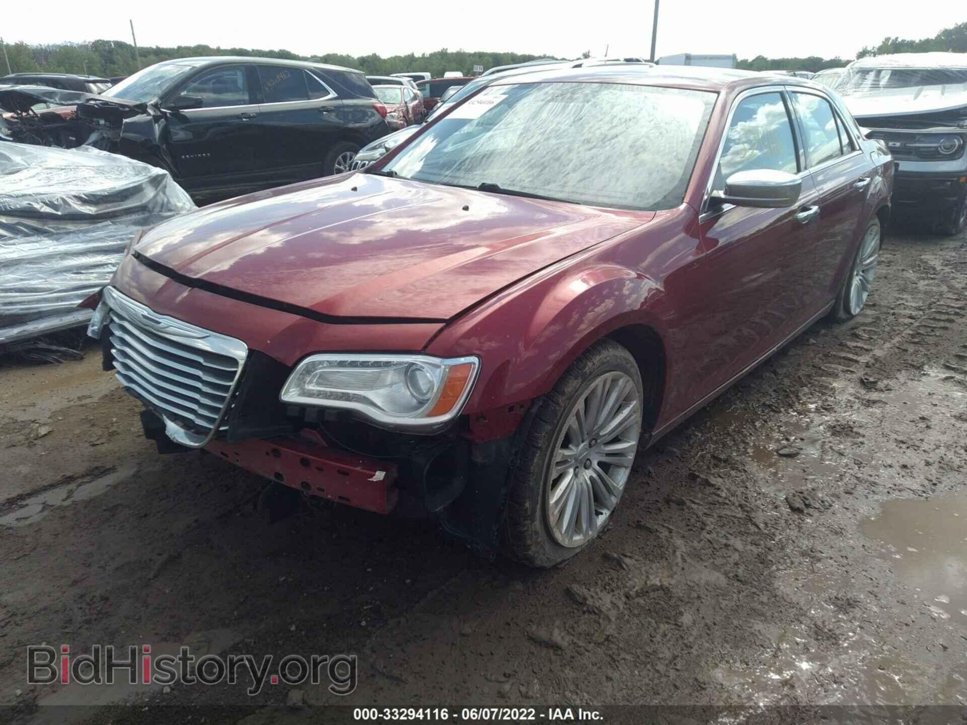 2013 CHRYSLER 300 - VIN: 2C3CCAET3DH711615 - Фото 2