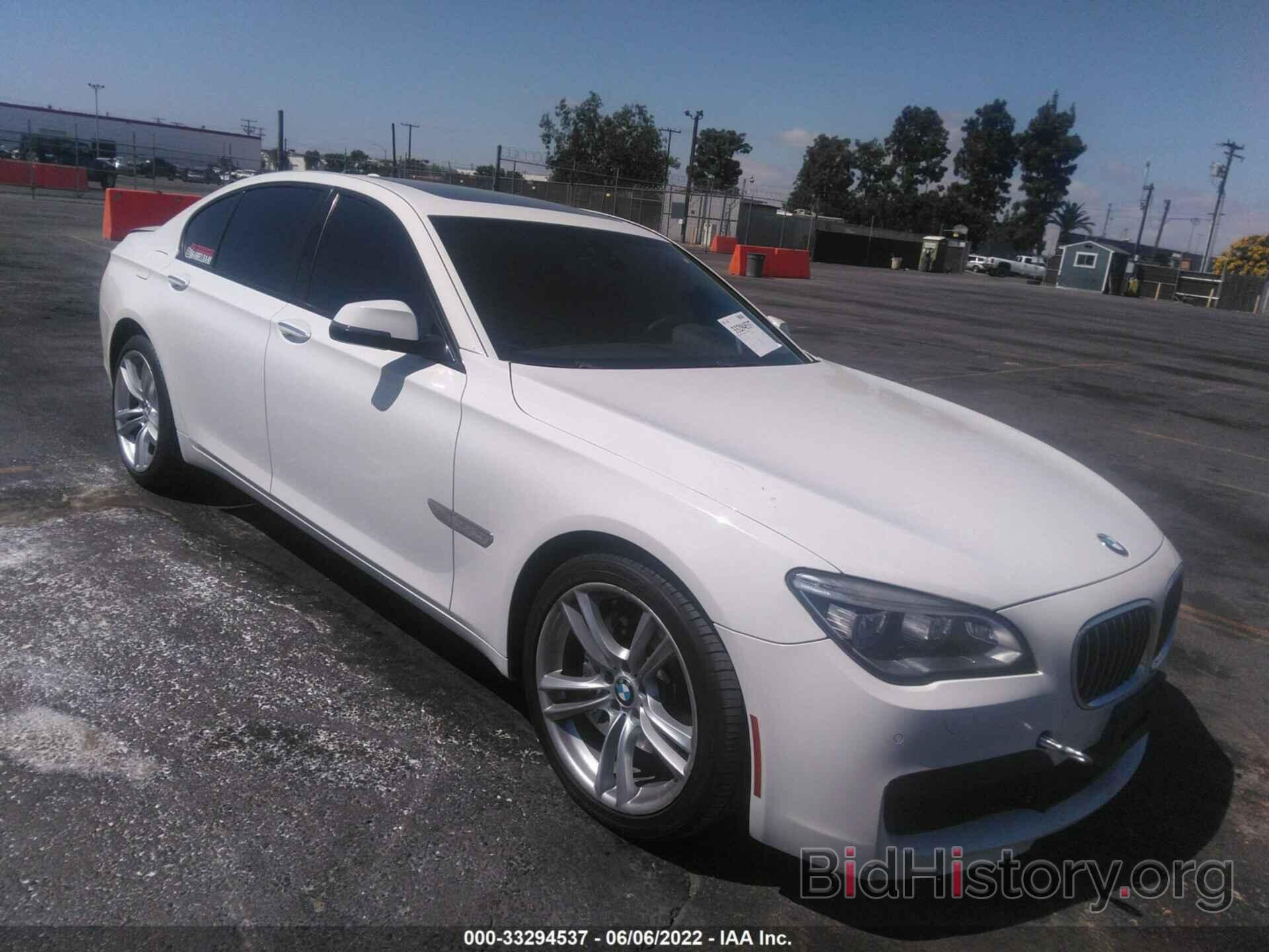 Фотография WBAYA6C53DD143806 - BMW 7 SERIES 2013