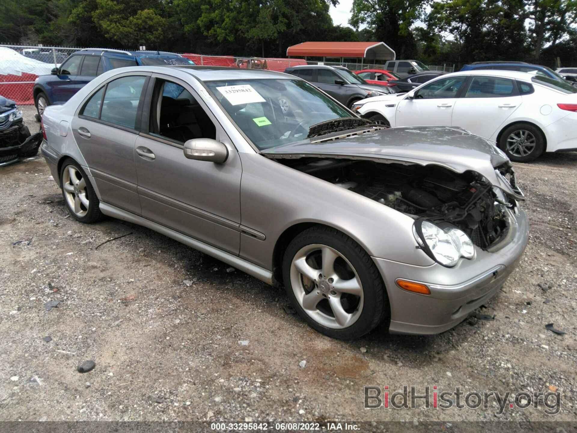 Photo WDBRF52HX6E021583 - MERCEDES-BENZ C-CLASS 2006