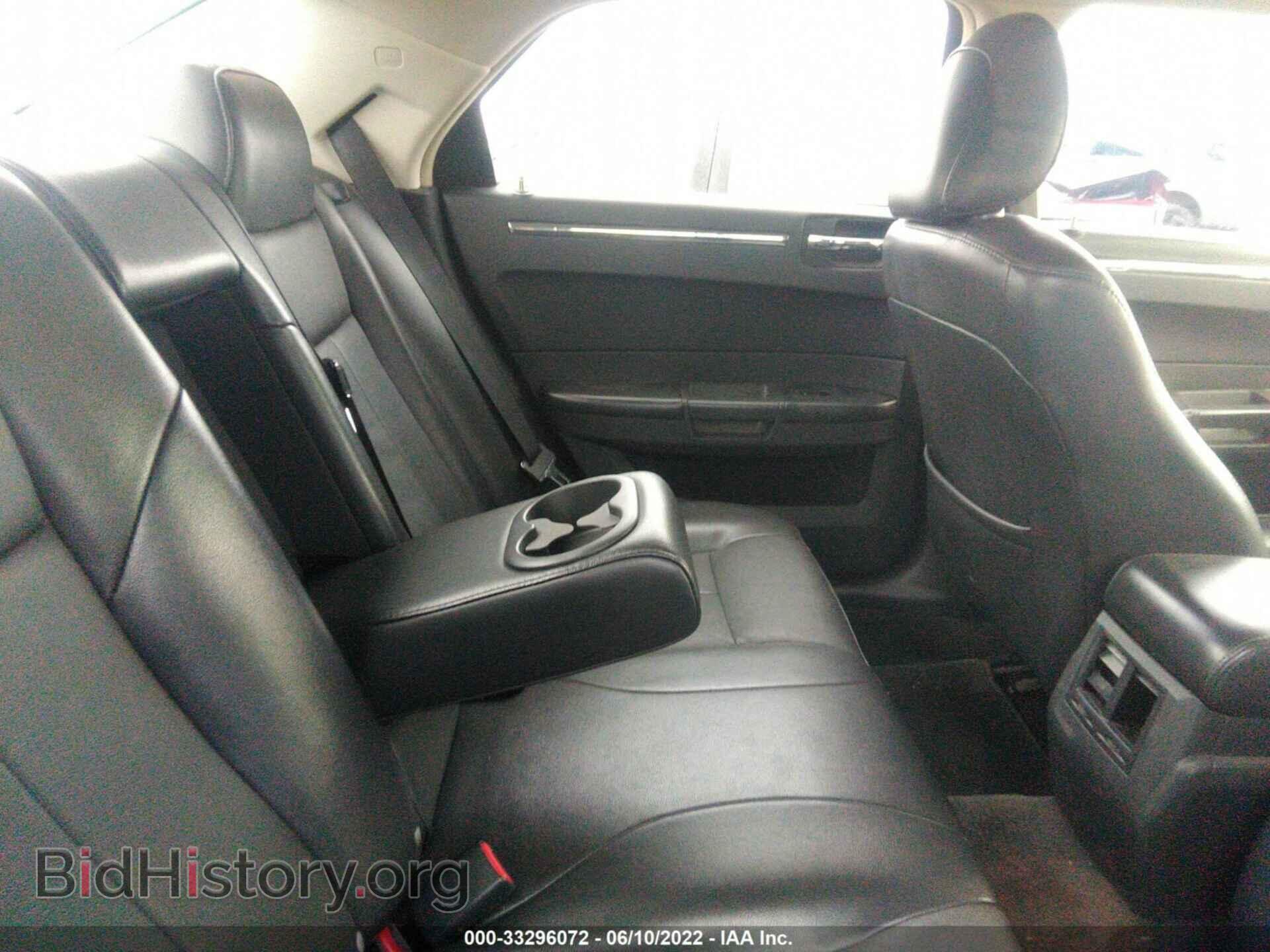 2010 CHRYSLER 300 - VIN: 2C3CA5CV7AH289989 - Фото 8