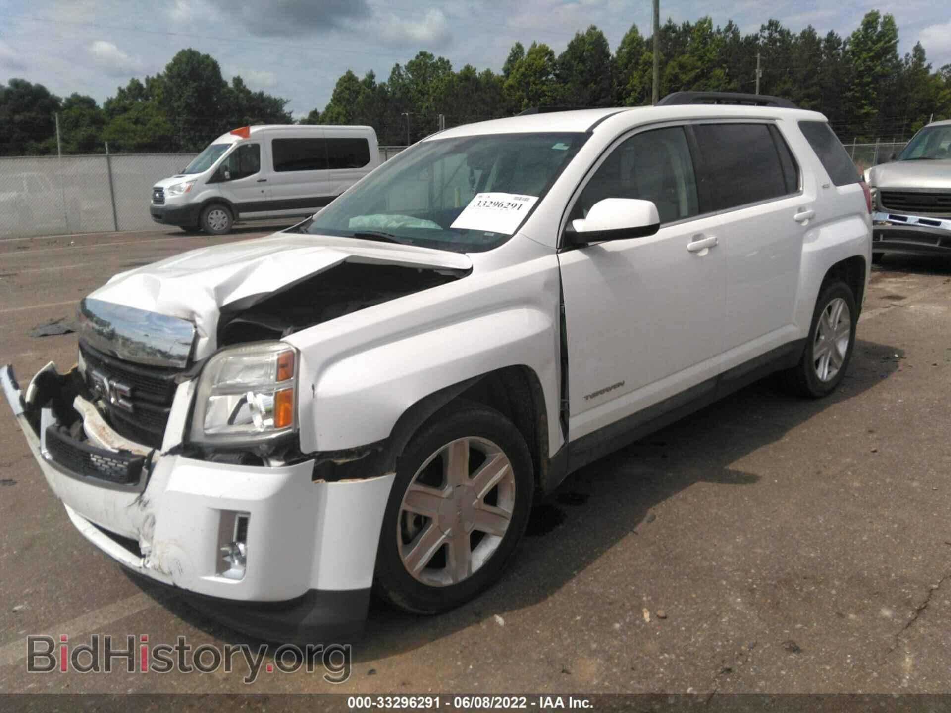 2011 GMC TERRAIN - VIN: 2CTALUEC8B6260862 - Photo 2