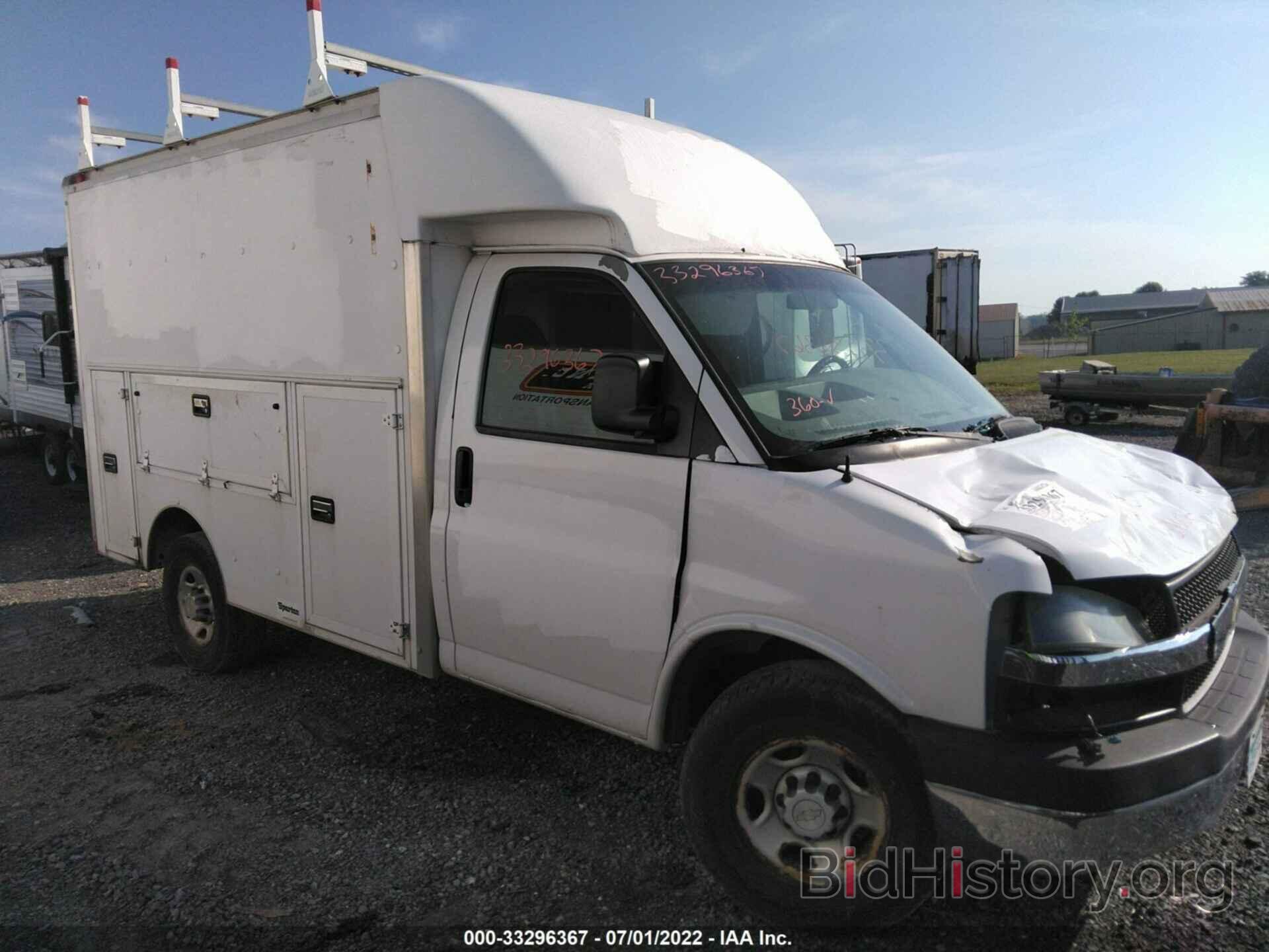 Photo 1GBHG31K181141492 - CHEVROLET EXPRESS COMMERCIAL 2008