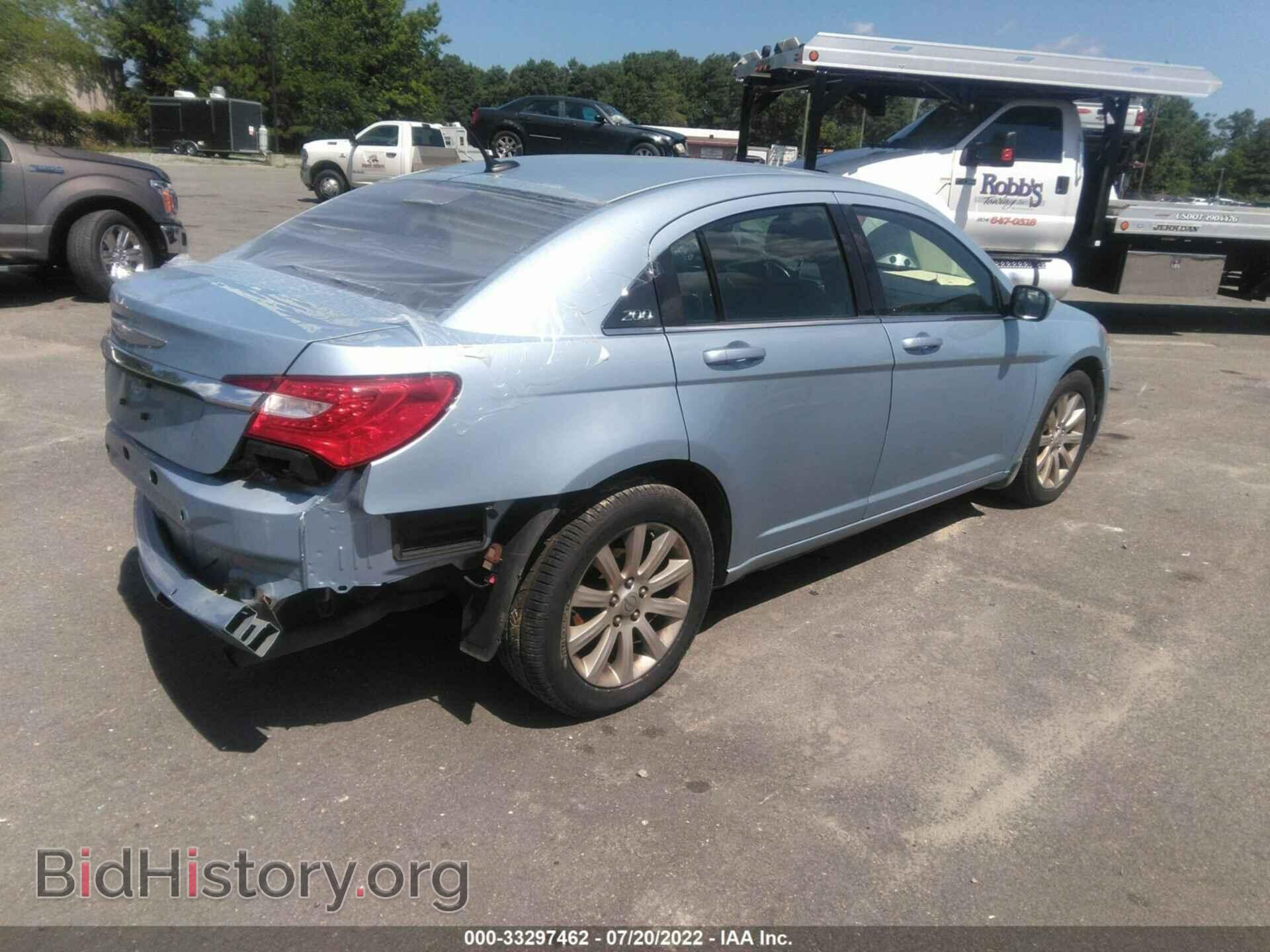2013 CHRYSLER 200 - VIN: 1C3CCBBB2DN584073 - Photo 4
