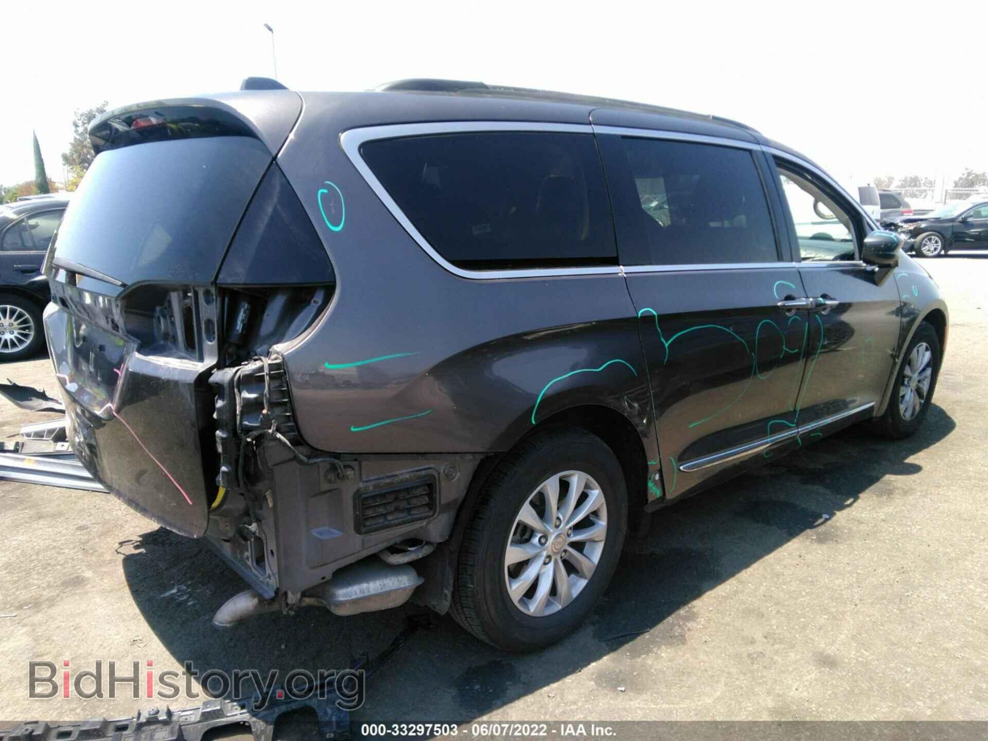 2017 CHRYSLER PACIFICA - VIN: 2C4RC1BGXHR642077 - Фото 4