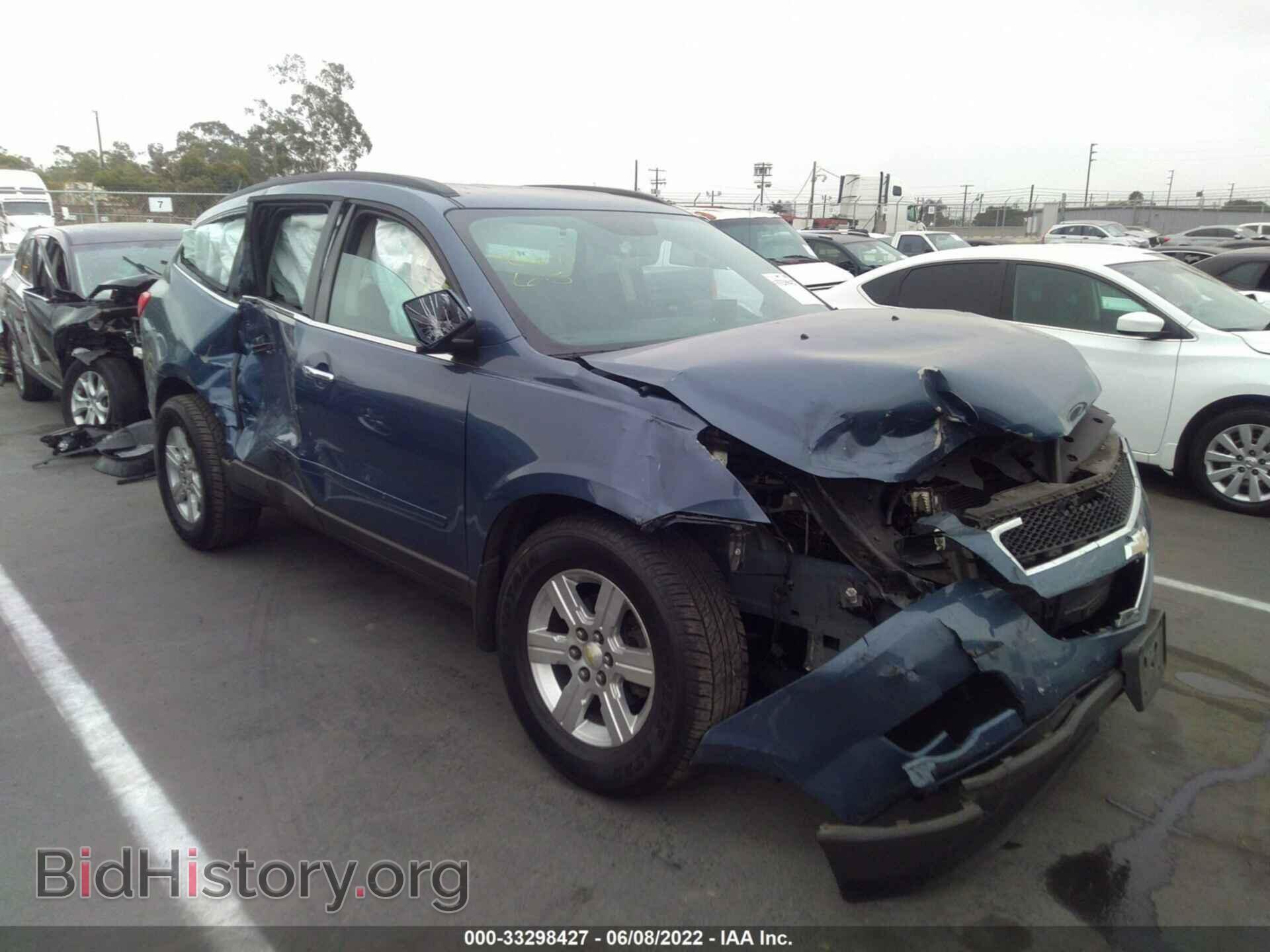 Photo 1GNKRGED6CJ271105 - CHEVROLET TRAVERSE 2012