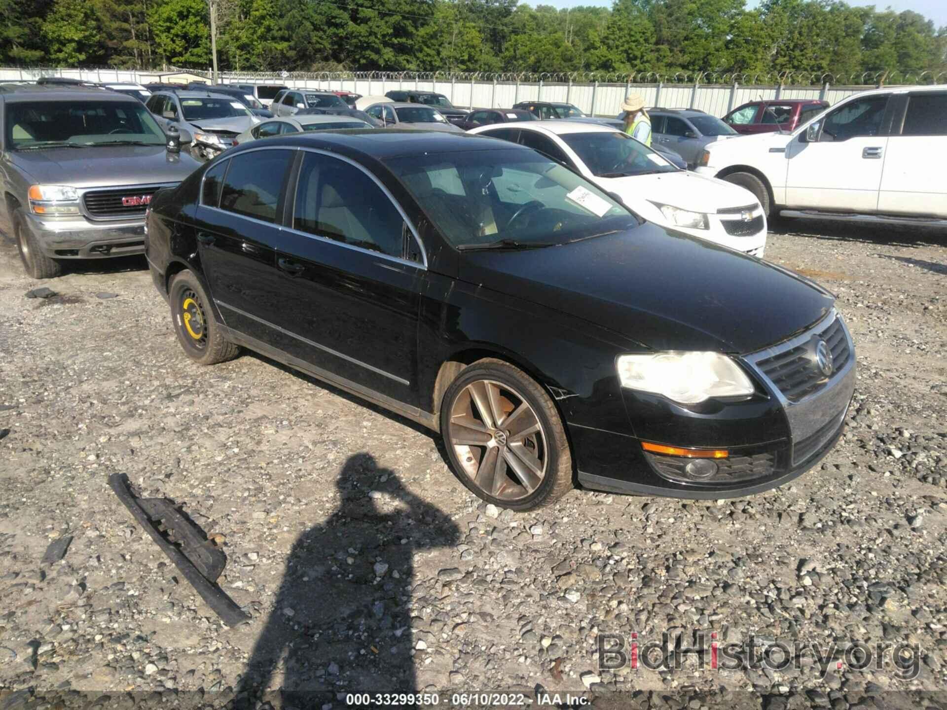 Photo WVWJK7ANXAE067243 - VOLKSWAGEN PASSAT SEDAN 2010