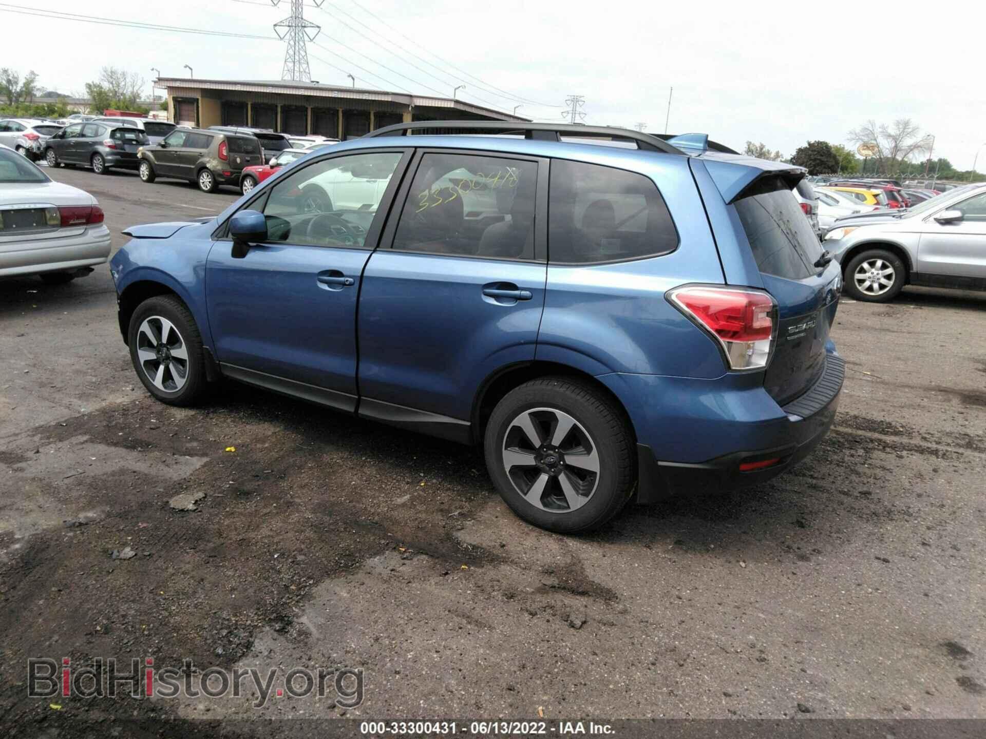 2018 SUBARU FORESTER - VIN: JF2SJAEC6JH582933 - Фото 3
