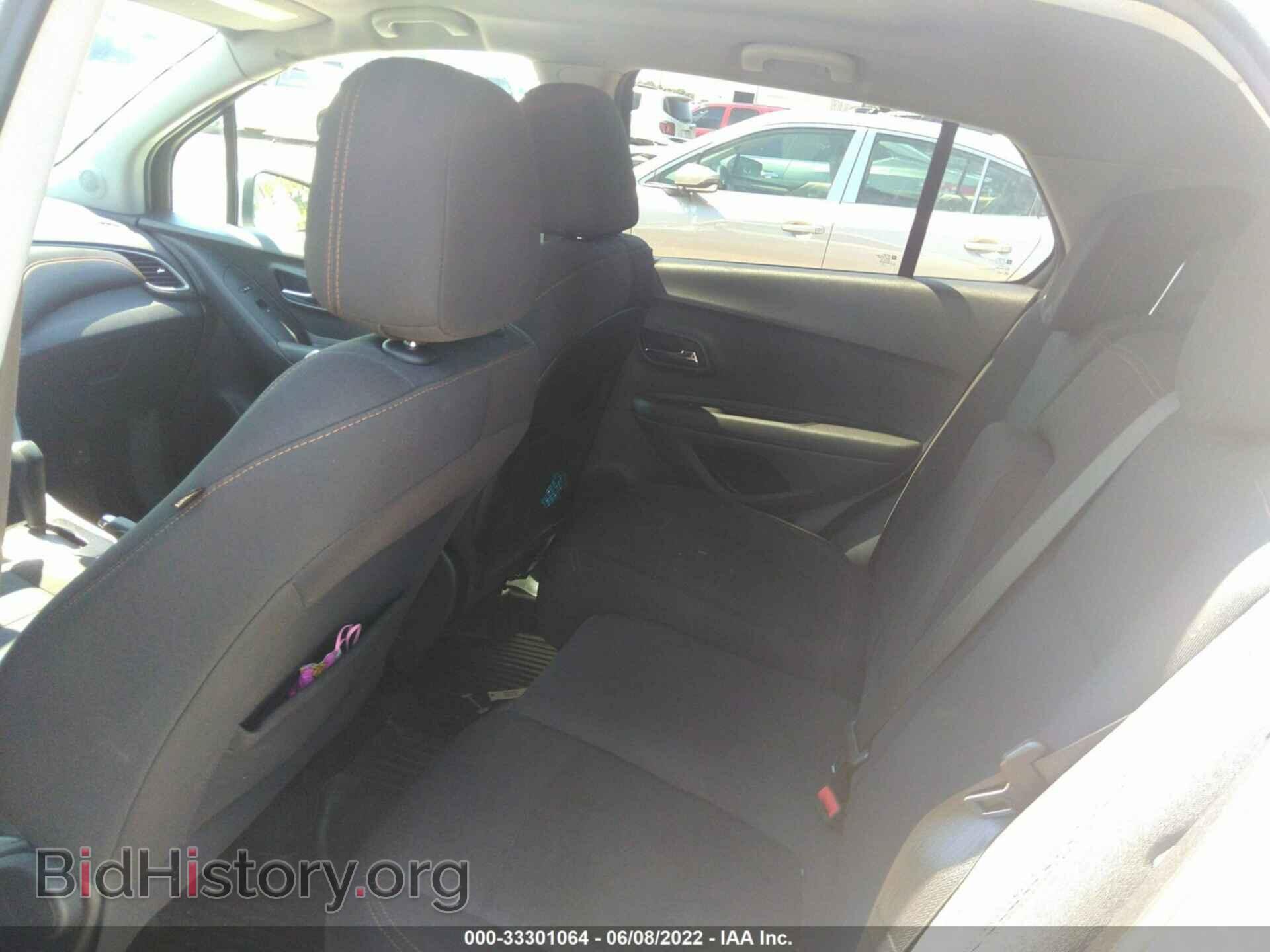 2020 CHEVROLET TRAX - VIN: 3GNCJKSB8LL135441 - Photo 8