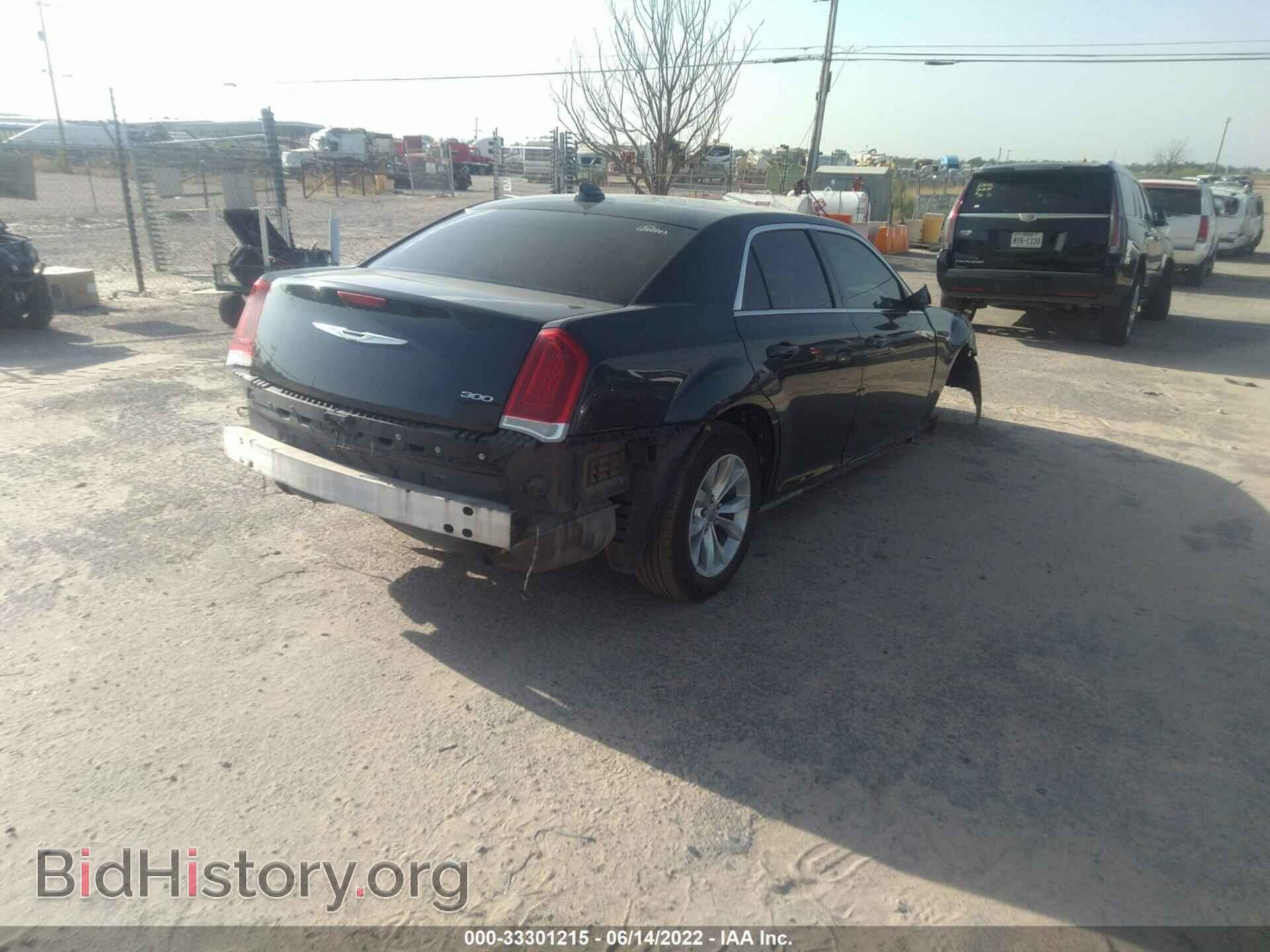 2016 CHRYSLER 300 - VIN: 2C3CCAAG7GH134942 - Фото 4