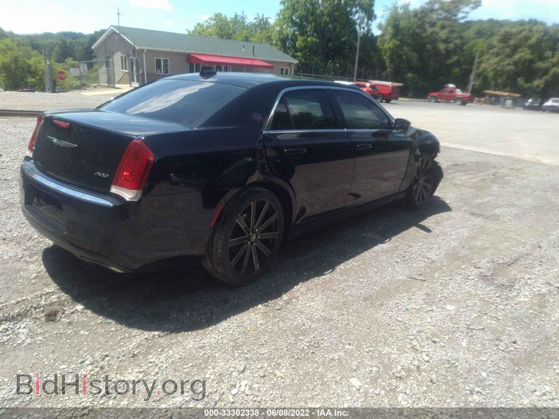 2016 CHRYSLER 300 - VIN: 2C3CCARG2GH194812 - Фото 4