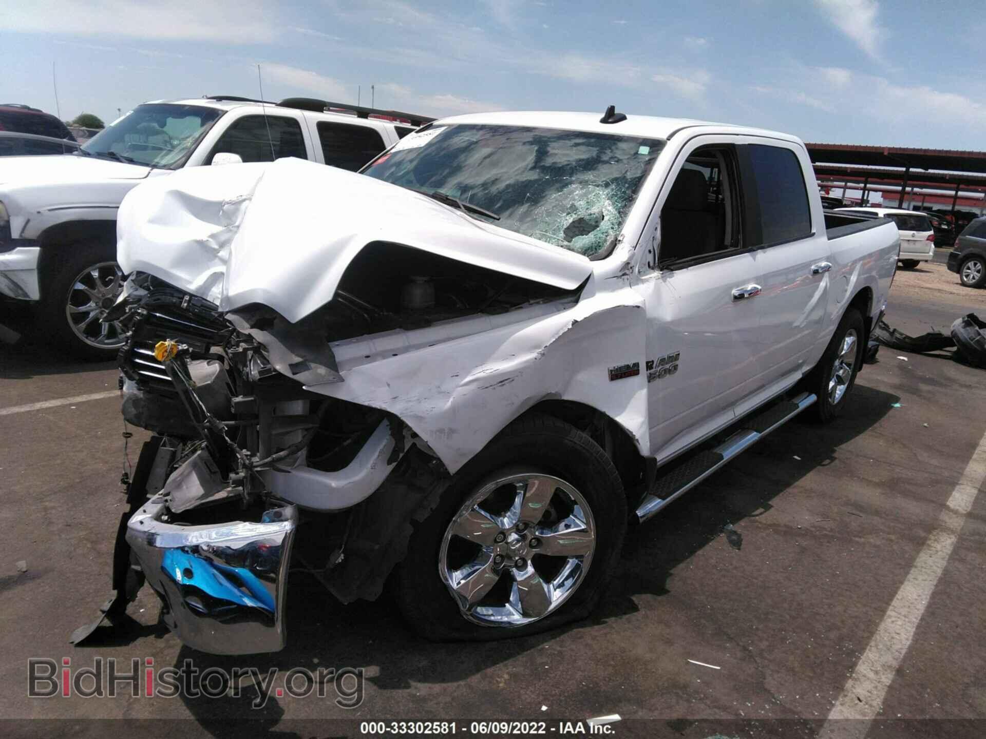 2017 RAM 1500 - VIN: 3C6RR6LTXHG783462 - Photo 2