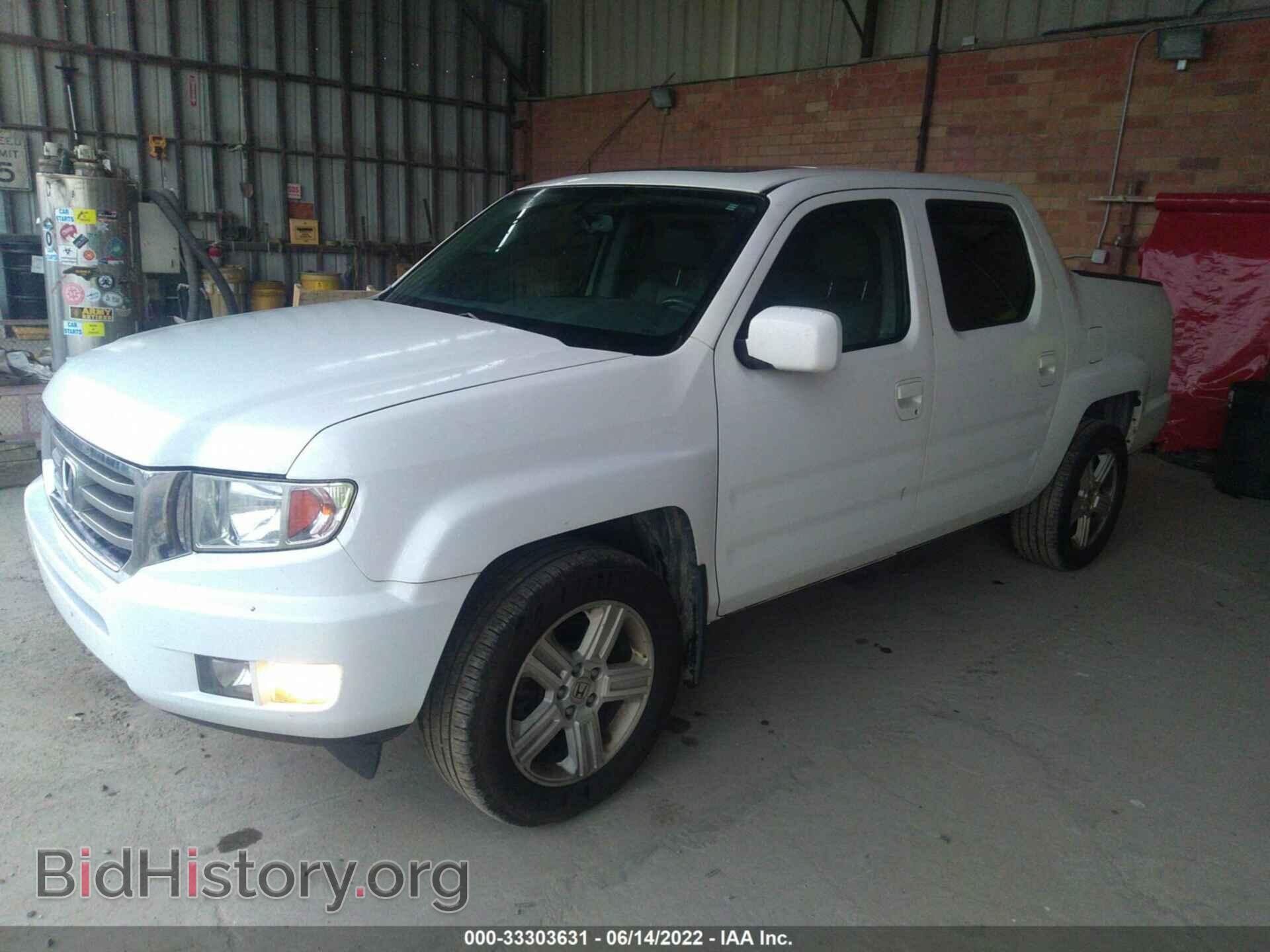2013 HONDA RIDGELINE - VIN: 5FPYK1F58DB503022 - Фото 2