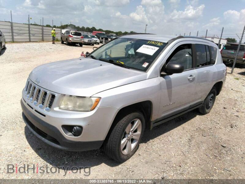 2011 Jeep COMPASS (VIN 1J4NT1FA4BD287643) — photo 2 of 11