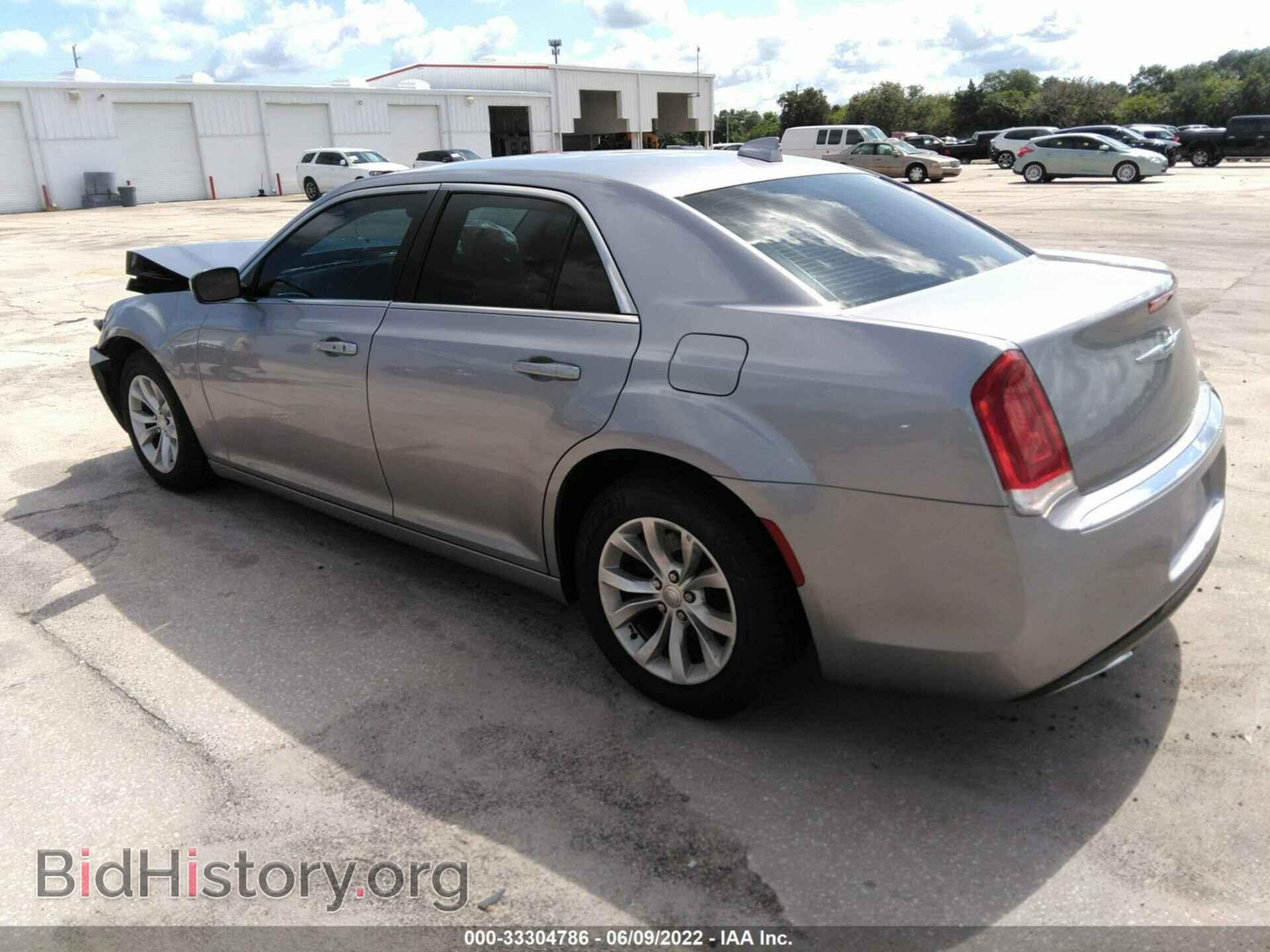 2015 CHRYSLER 300 - VIN: 2C3CCAAG0FH908625 - Фото 3