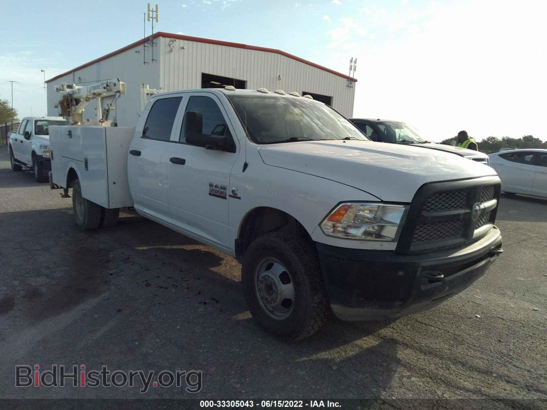Photo 3C7WRTCL5JG362851 - RAM 3500 CHASSIS CAB 2018