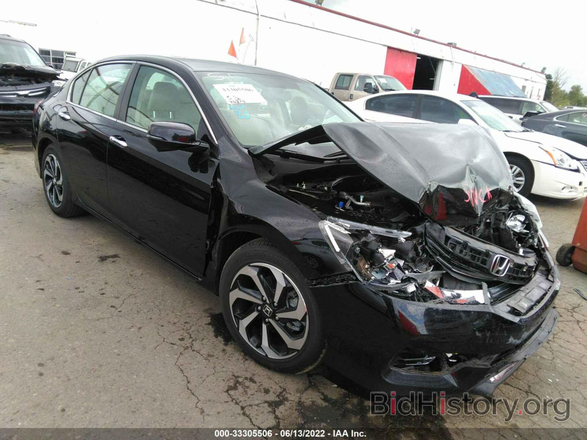 Photo 1HGCR2F7XHA065979 - HONDA ACCORD SEDAN 2017