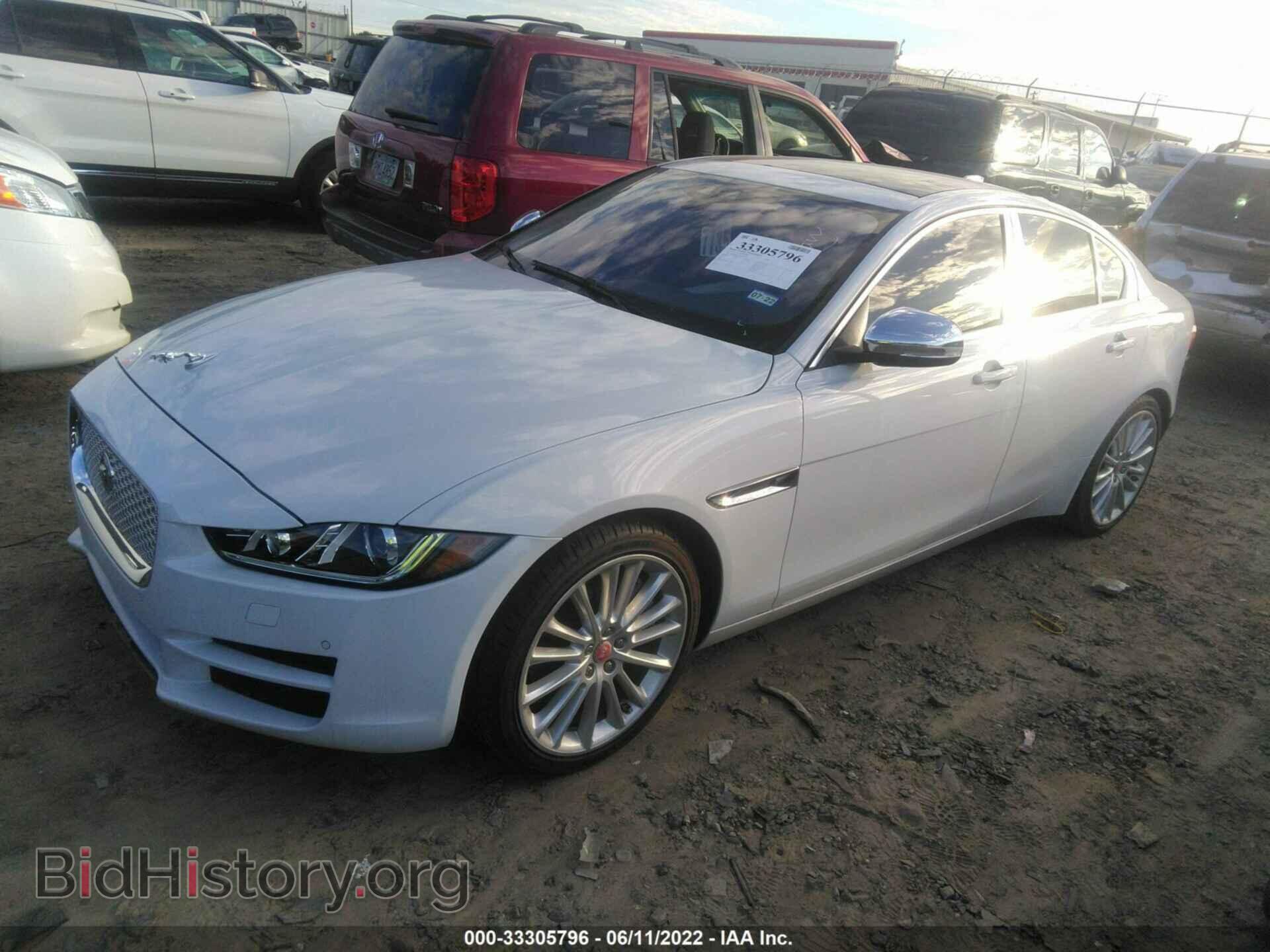 2017 JAGUAR XE - VIN: SAJAH4BVXHA946711 - Фото 2