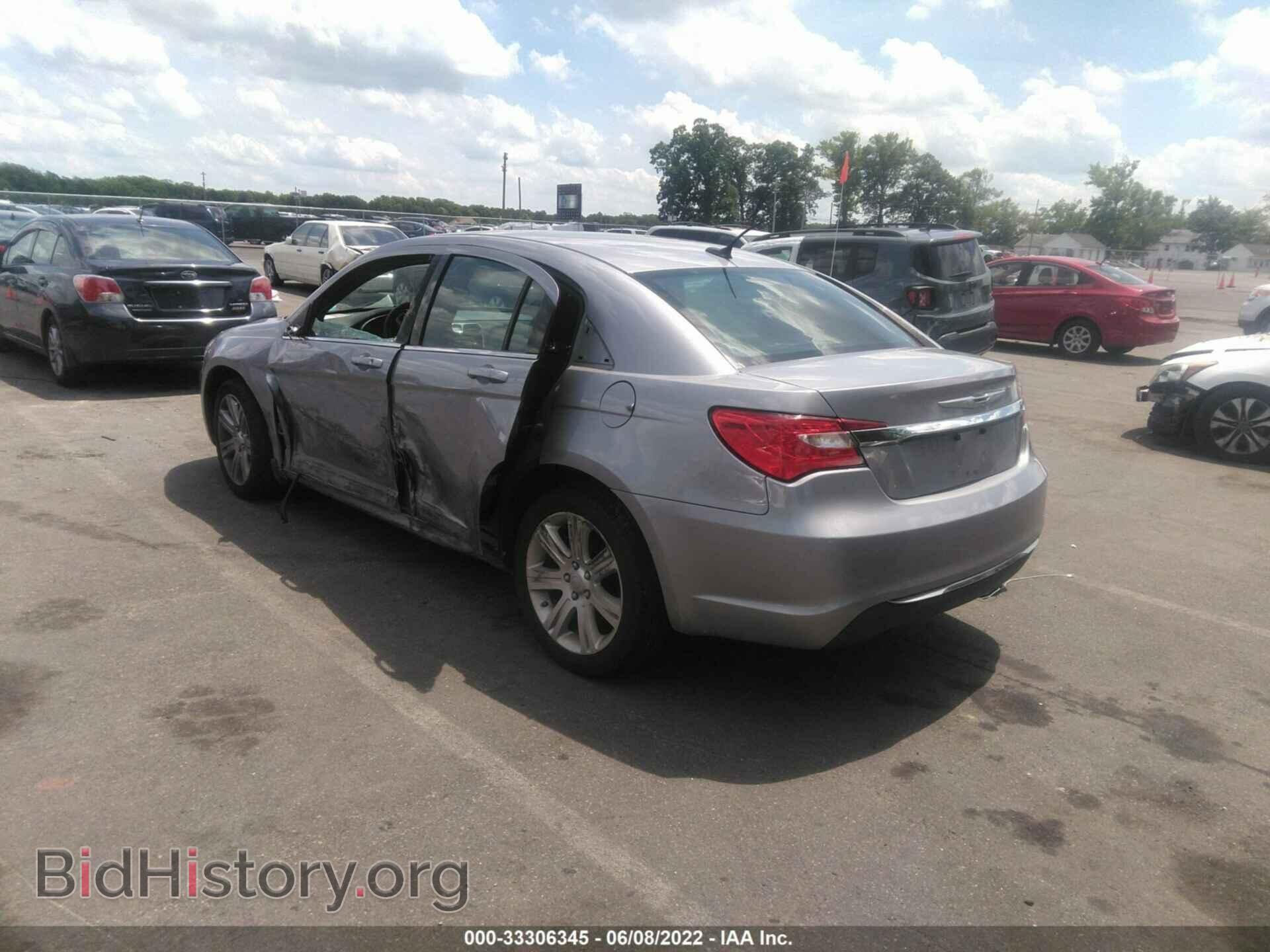 2013 CHRYSLER 200 - VIN: 1C3CCBBB2DN554412 - Photo 3