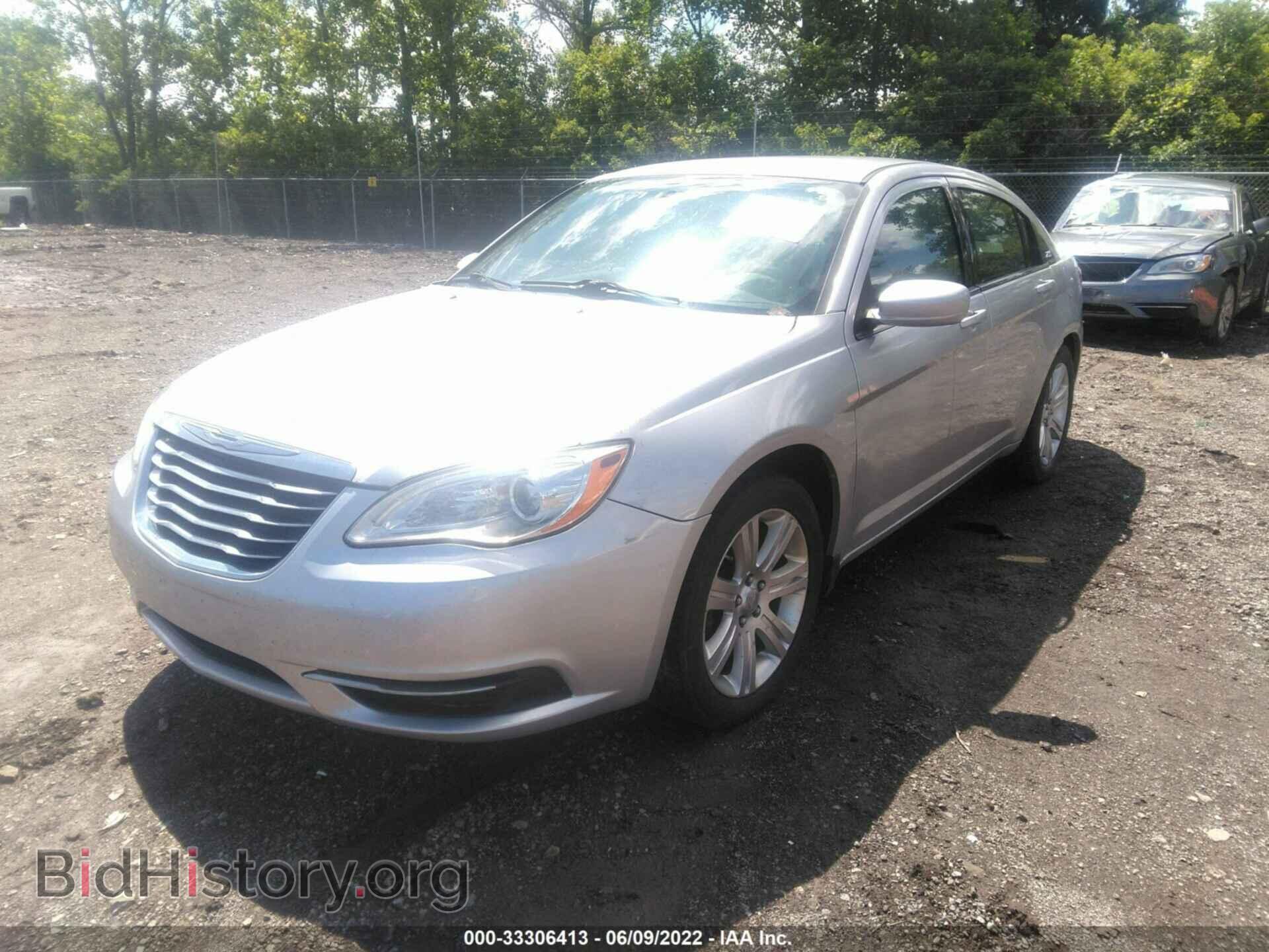 2011 CHRYSLER 200 - VIN: 1C3BC1FB9BN610097 - Photo 2