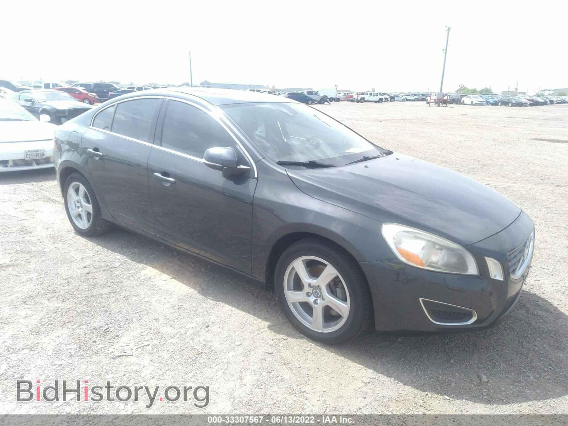 Photo YV1612FS2D2201771 - VOLVO S60 2013