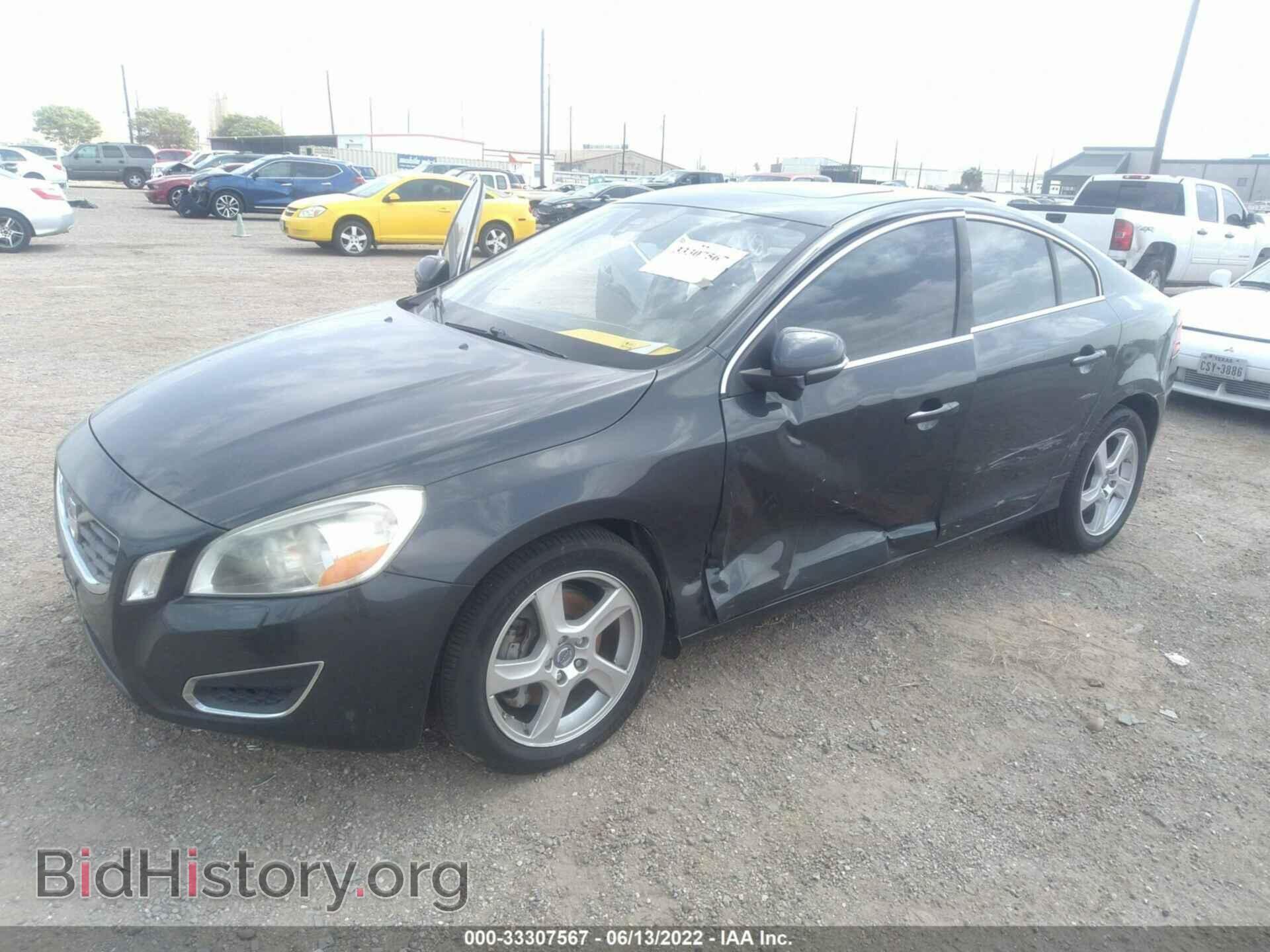 2013 VOLVO S60 - VIN: YV1612FS2D2201771 - Фото 2