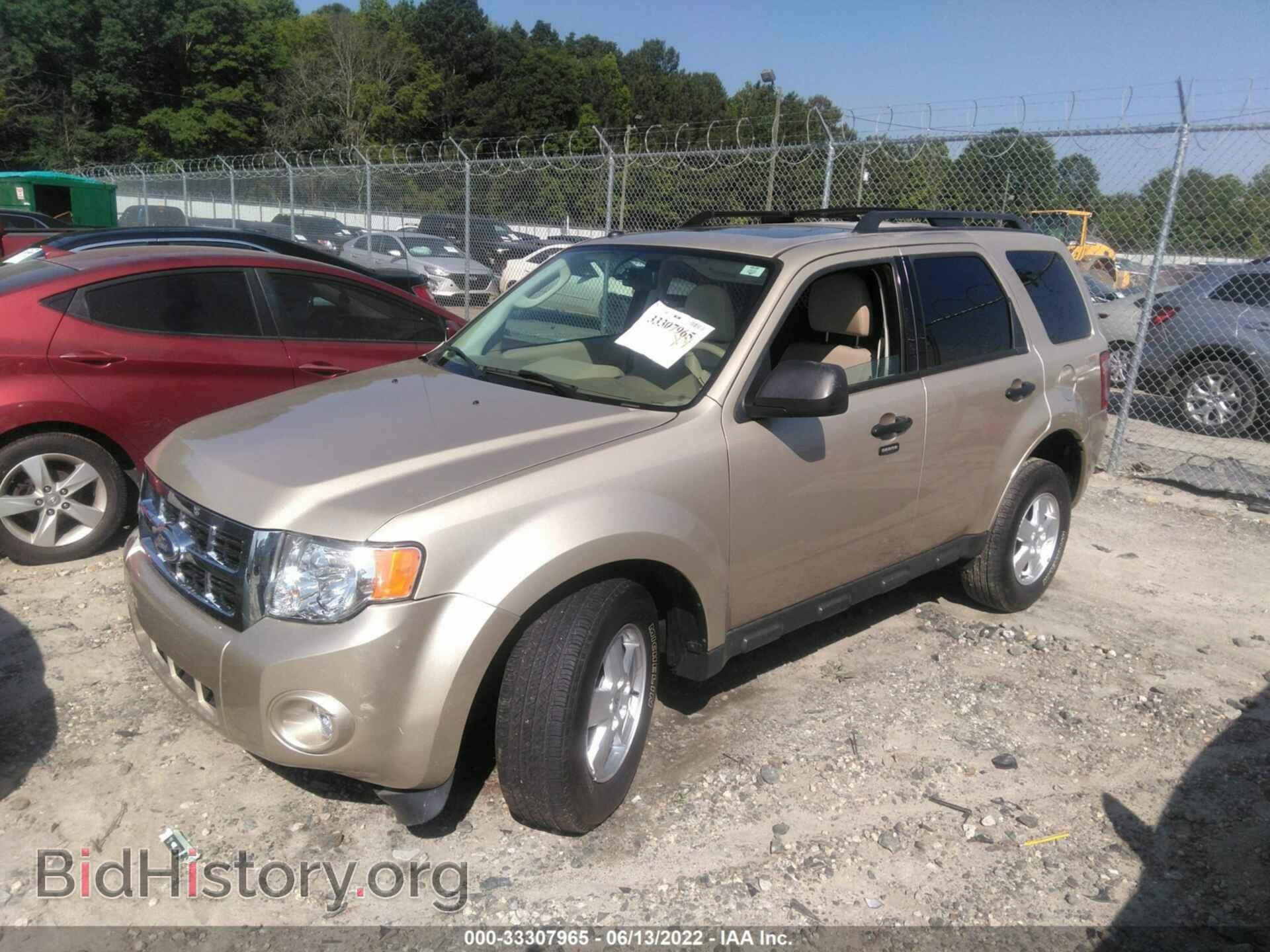 2011 FORD ESCAPE - VIN: 1FMCU9DG6BKA53964 - Фото 2