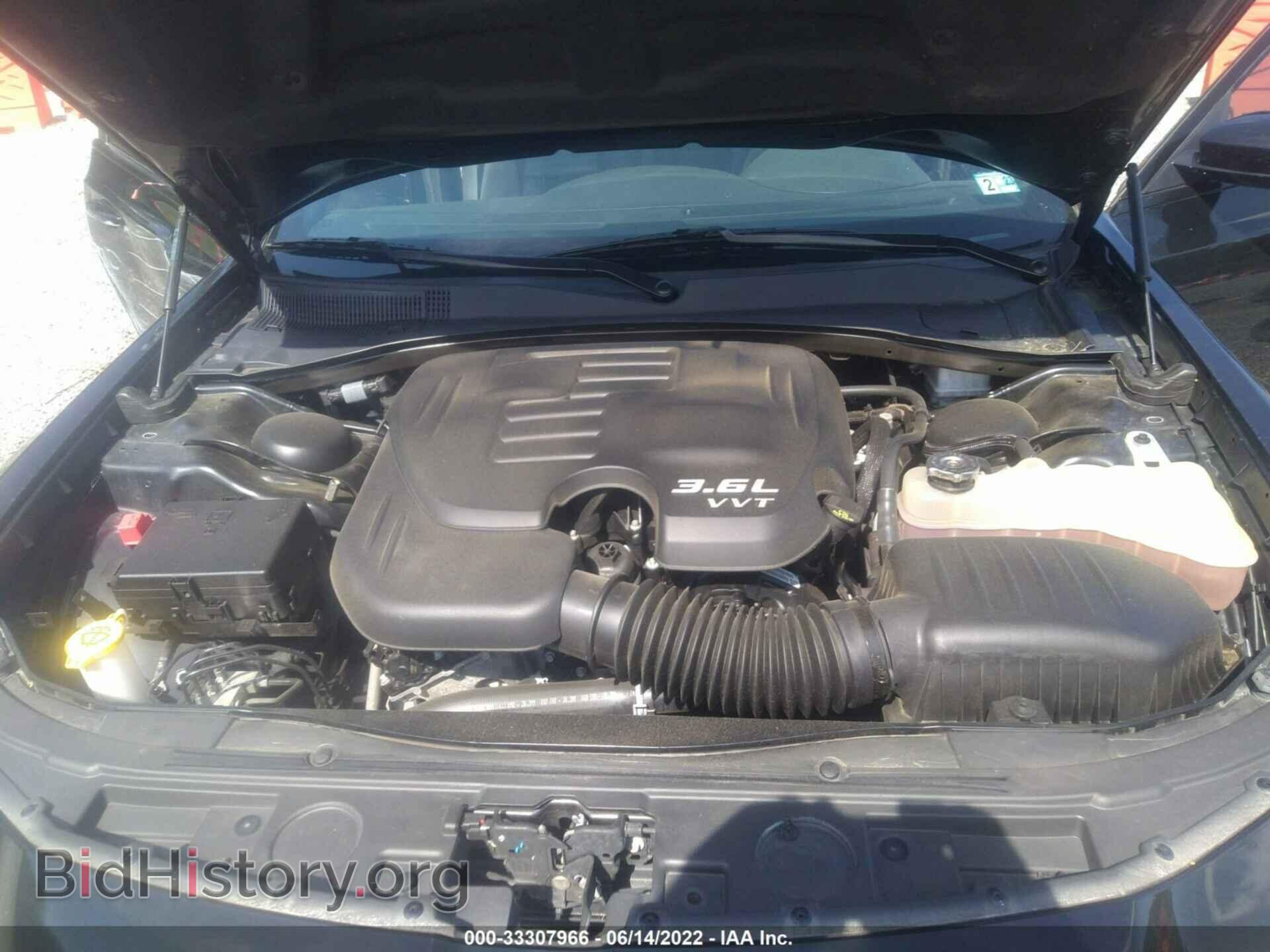 2019 CHRYSLER 300 - VIN: 2C3CCAGG8KH538302 - Фото 10