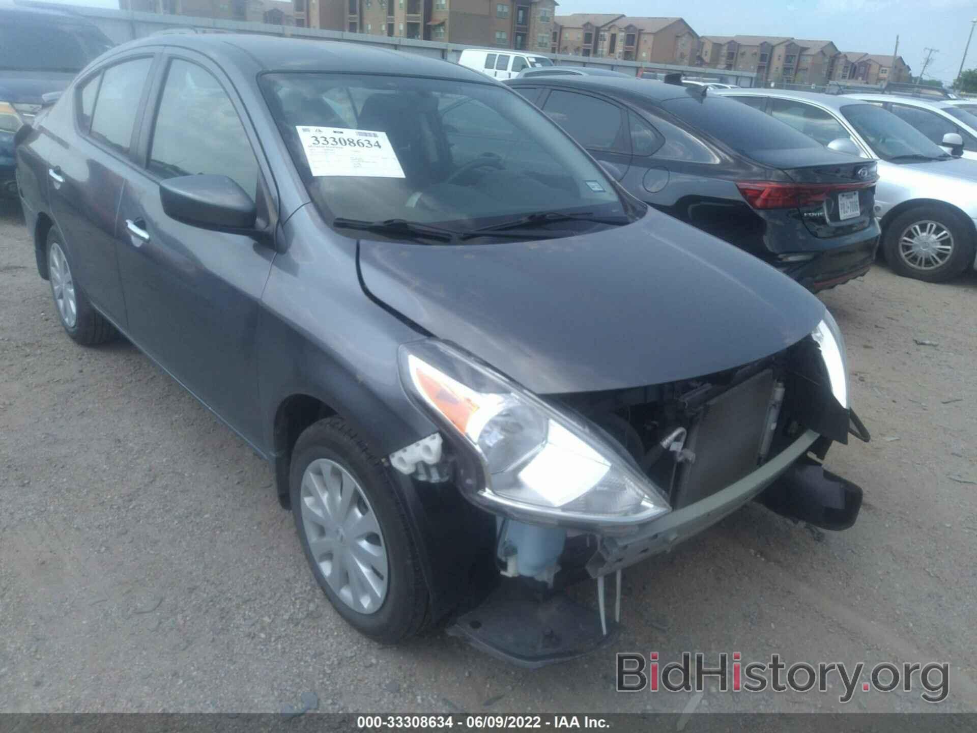 Photo 3N1CN7AP4KL811201 - NISSAN VERSA SEDAN 2019