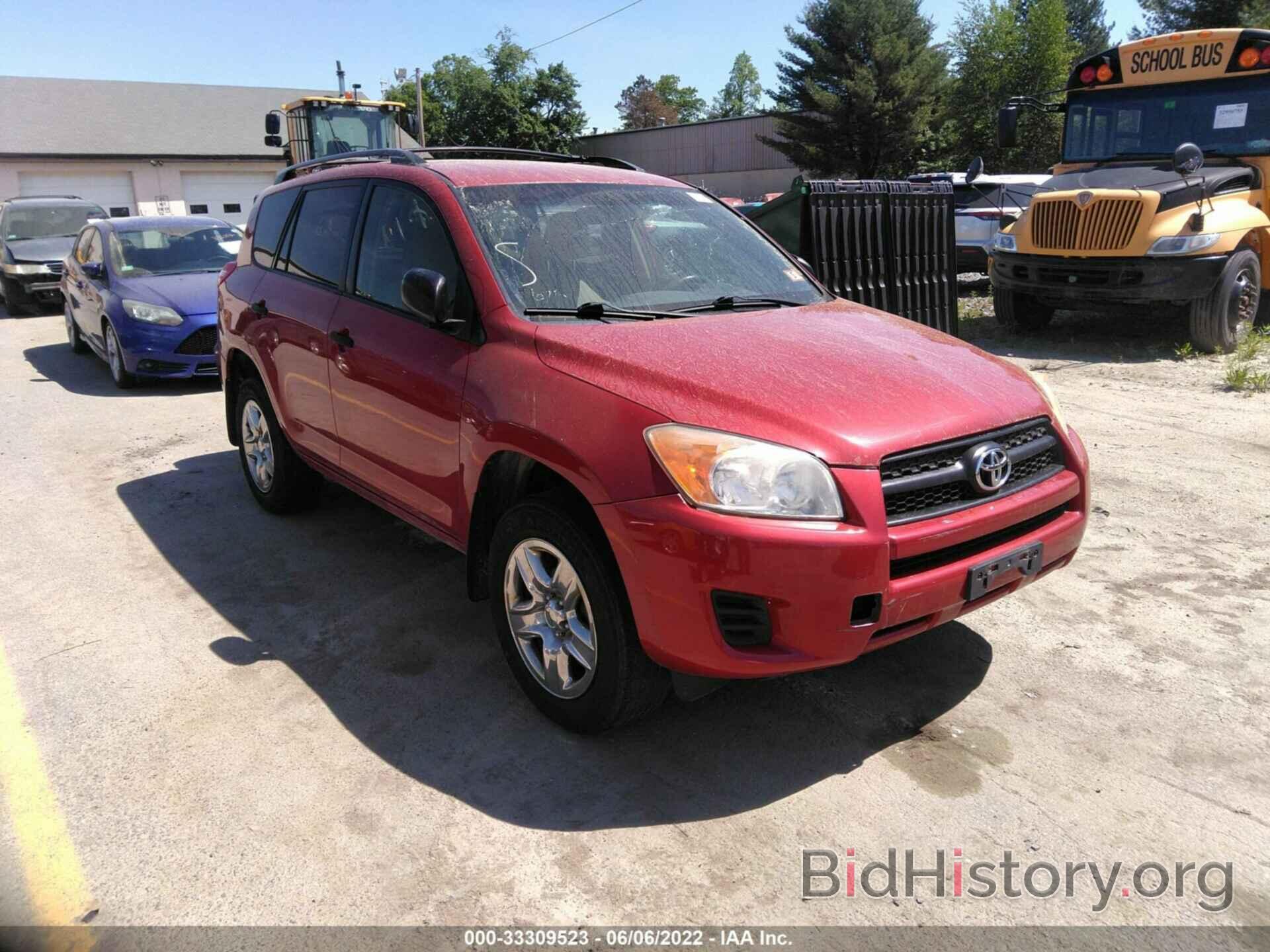 Photo JTMBF4DV2AD027036 - TOYOTA RAV4 2010