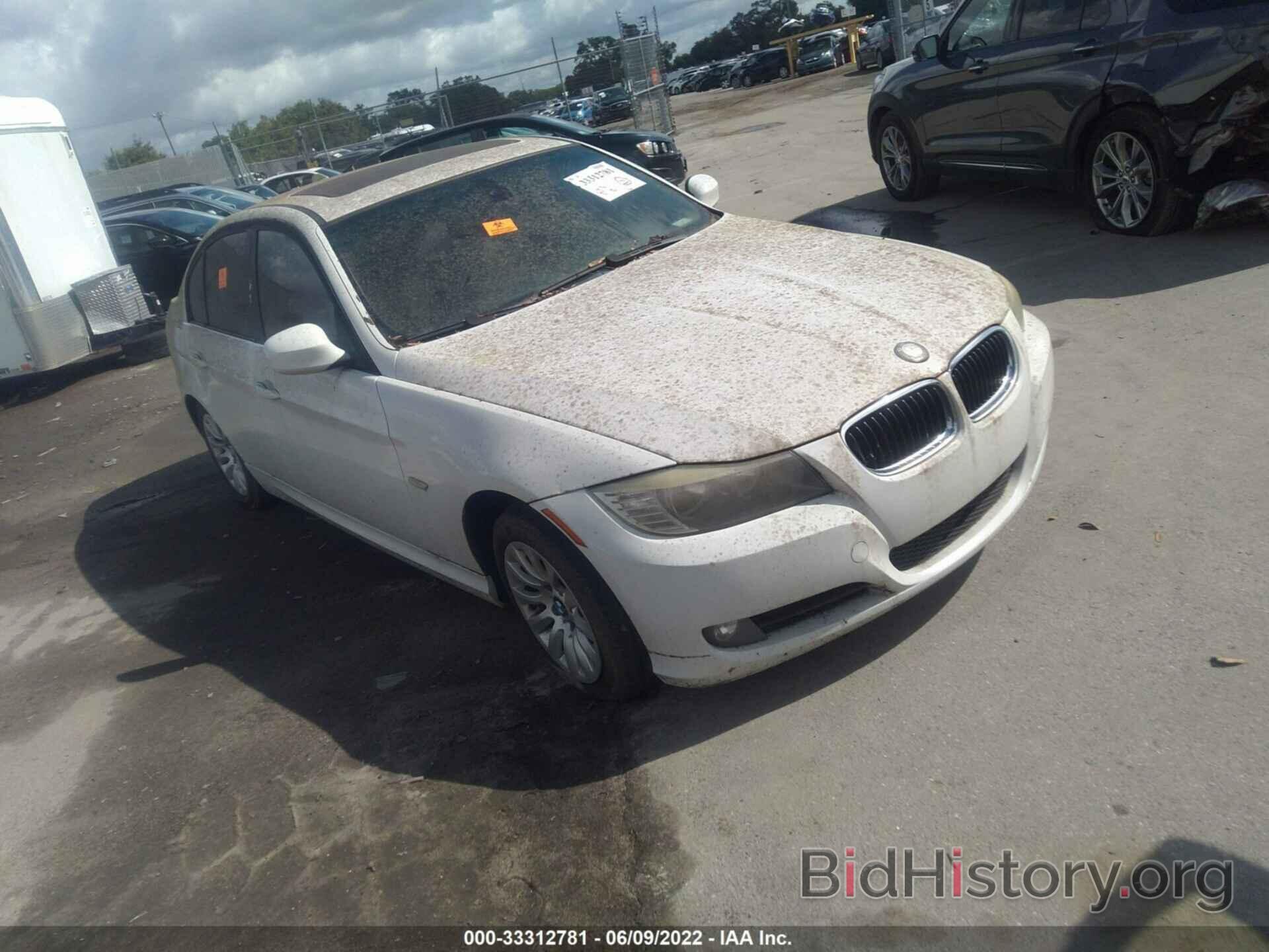 Photo WBAPH775X9NM31007 - BMW 3 SERIES 2009