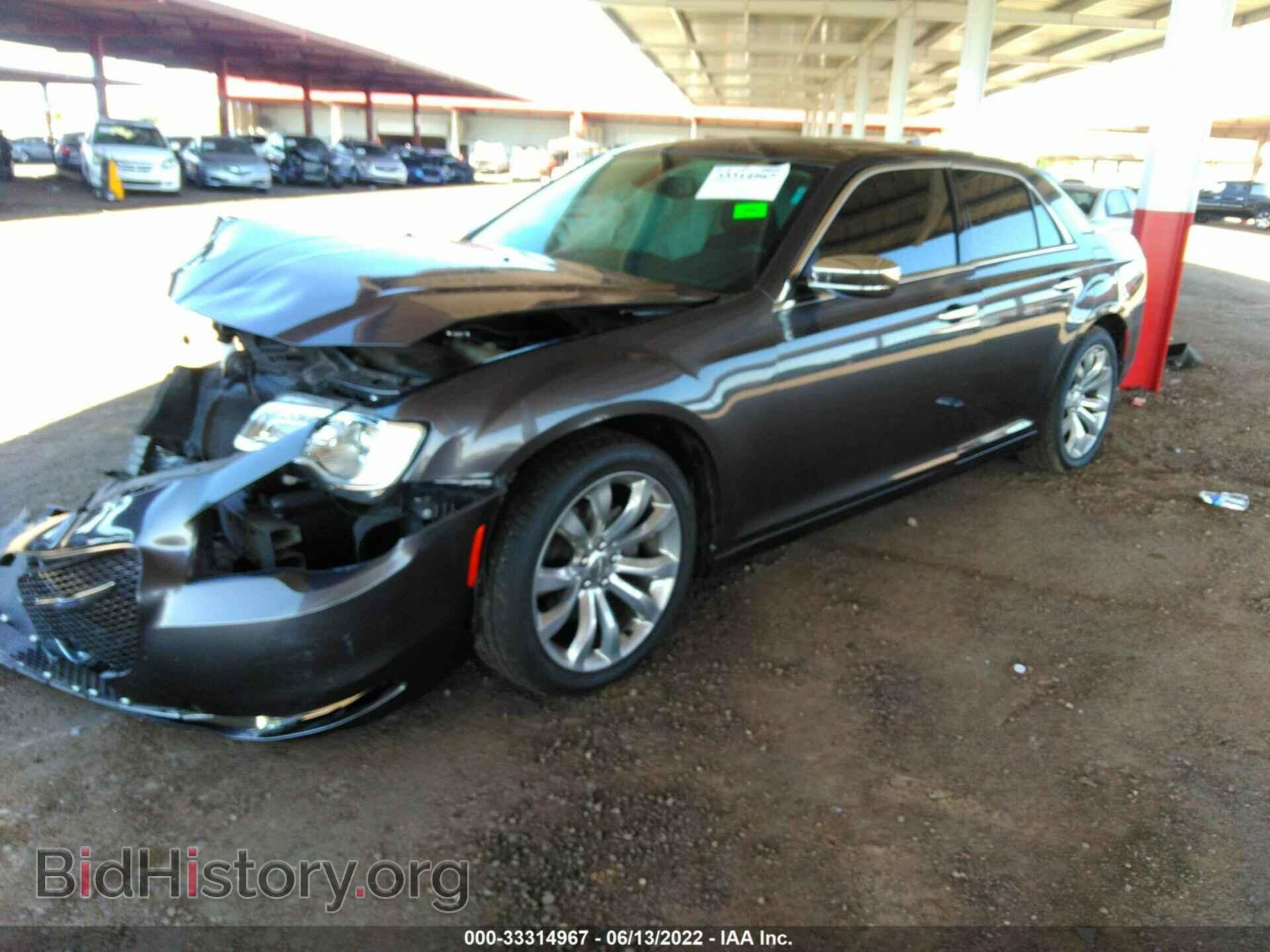 2019 CHRYSLER 300 - VIN: 2C3CCAEG0KH609608 - Фото 2