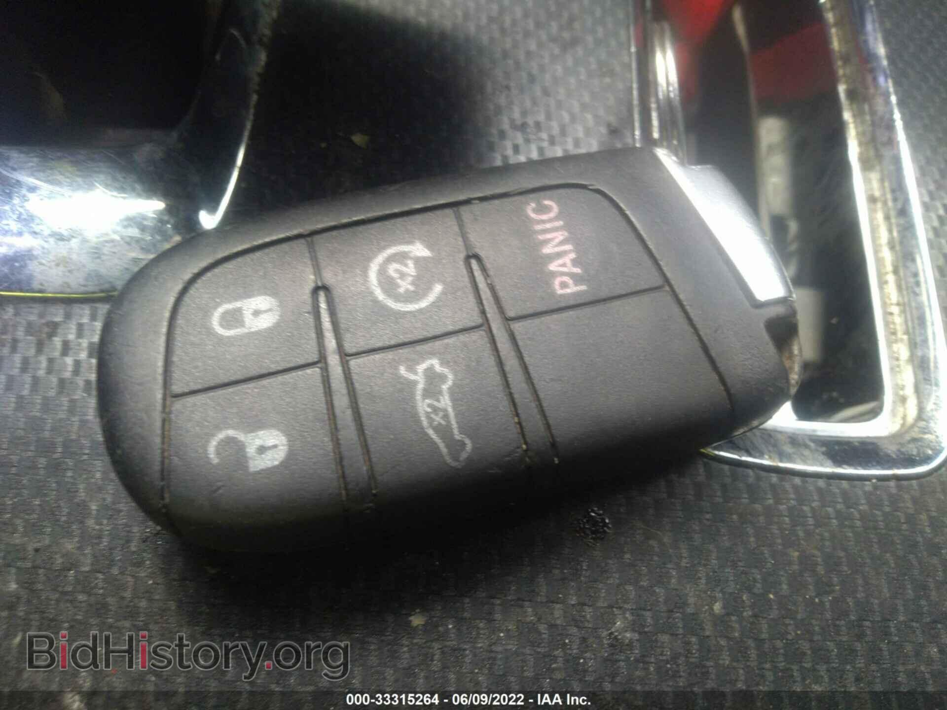2014 CHRYSLER 300 - VIN: 2C3CCAGG0EH257941 - Photo 11
