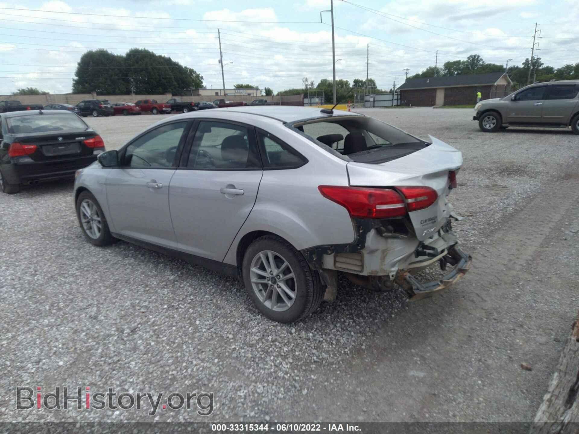 2017 FORD FOCUS - VIN: 1FADP3F25HL266864 - Фото 3