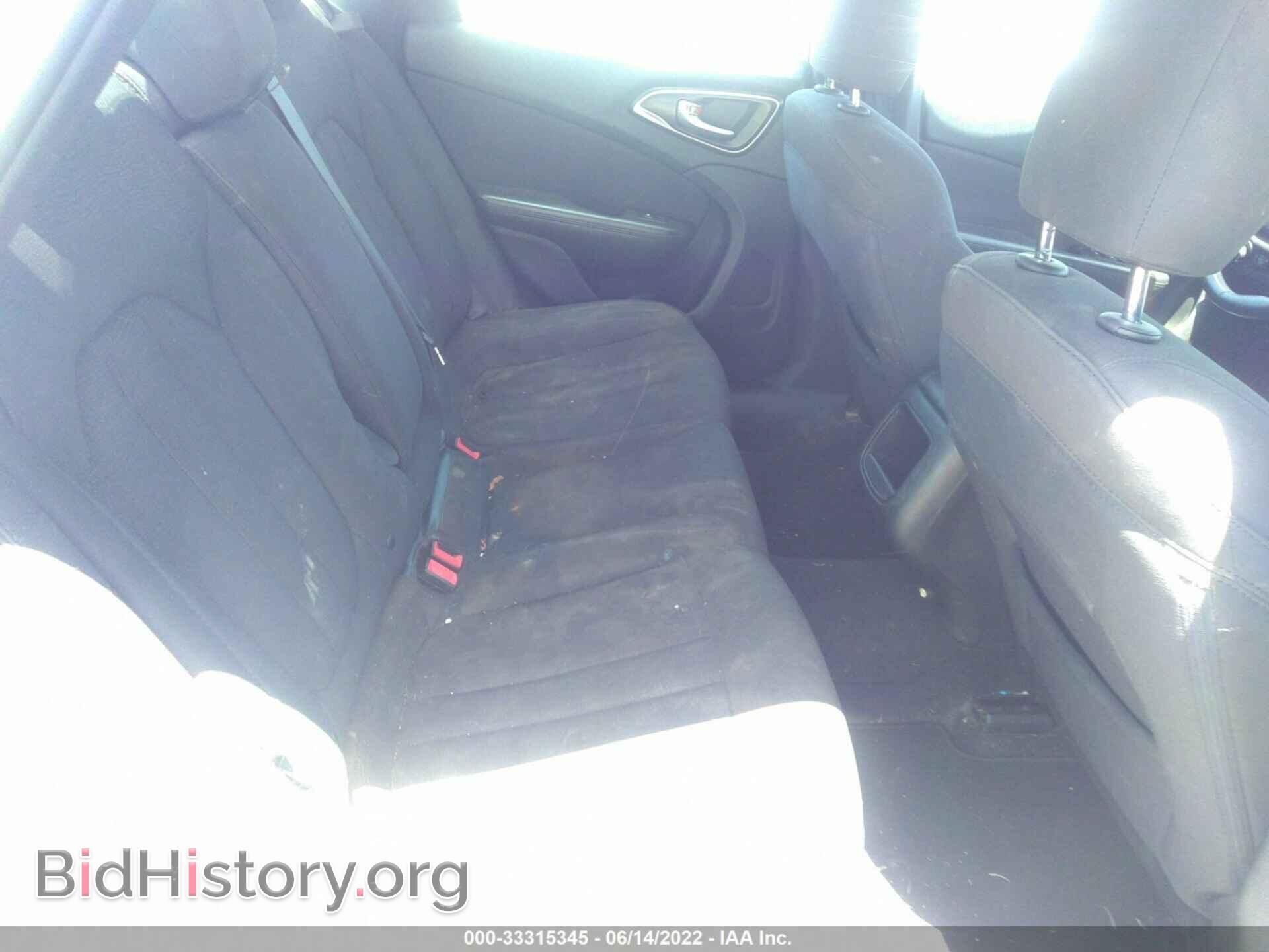 2016 CHRYSLER 200 - VIN: 1C3CCCAB5GN103504 - Фото 8