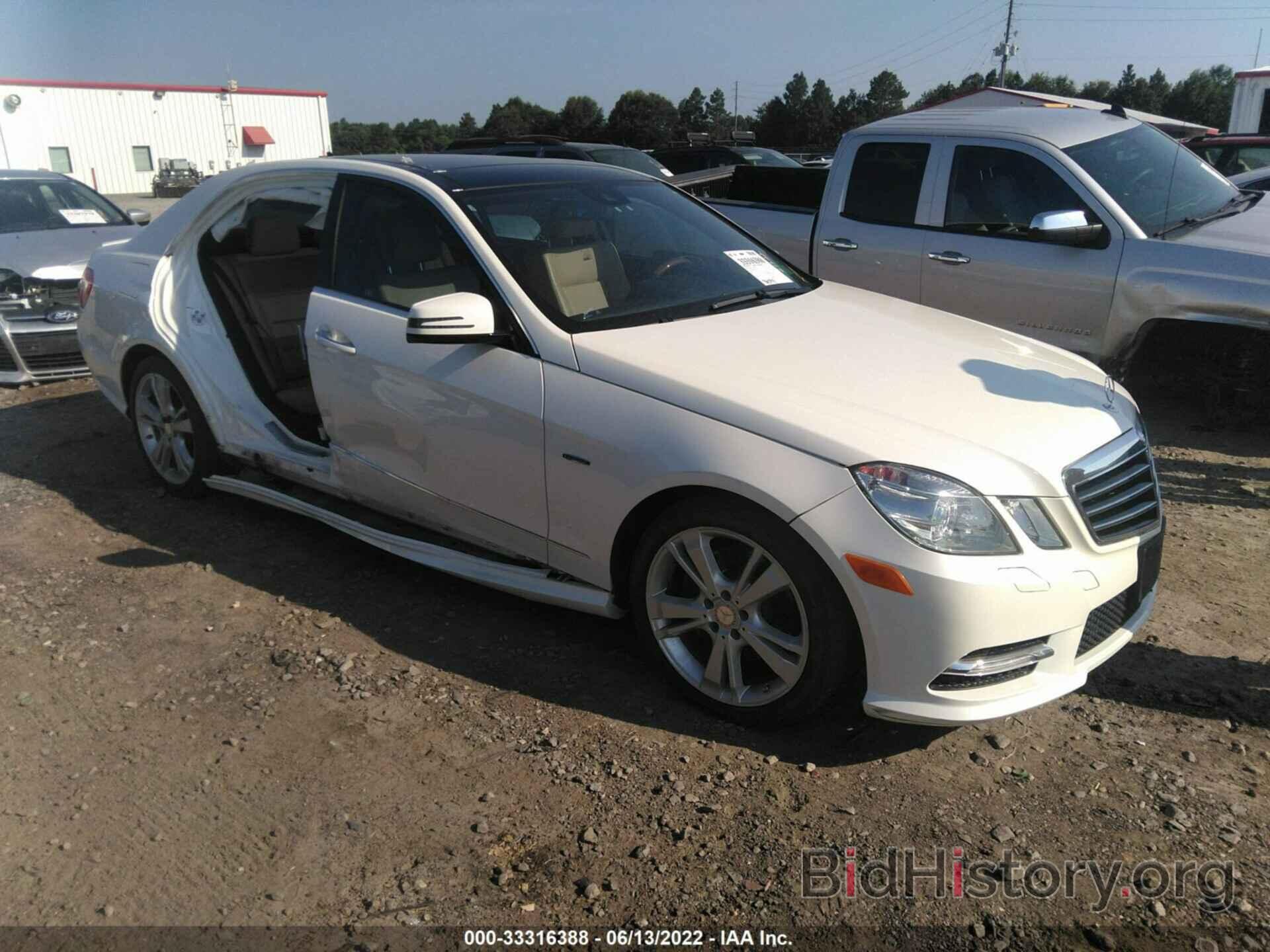 Photo WDDHF8JB4CA612027 - MERCEDES-BENZ E-CLASS 2012