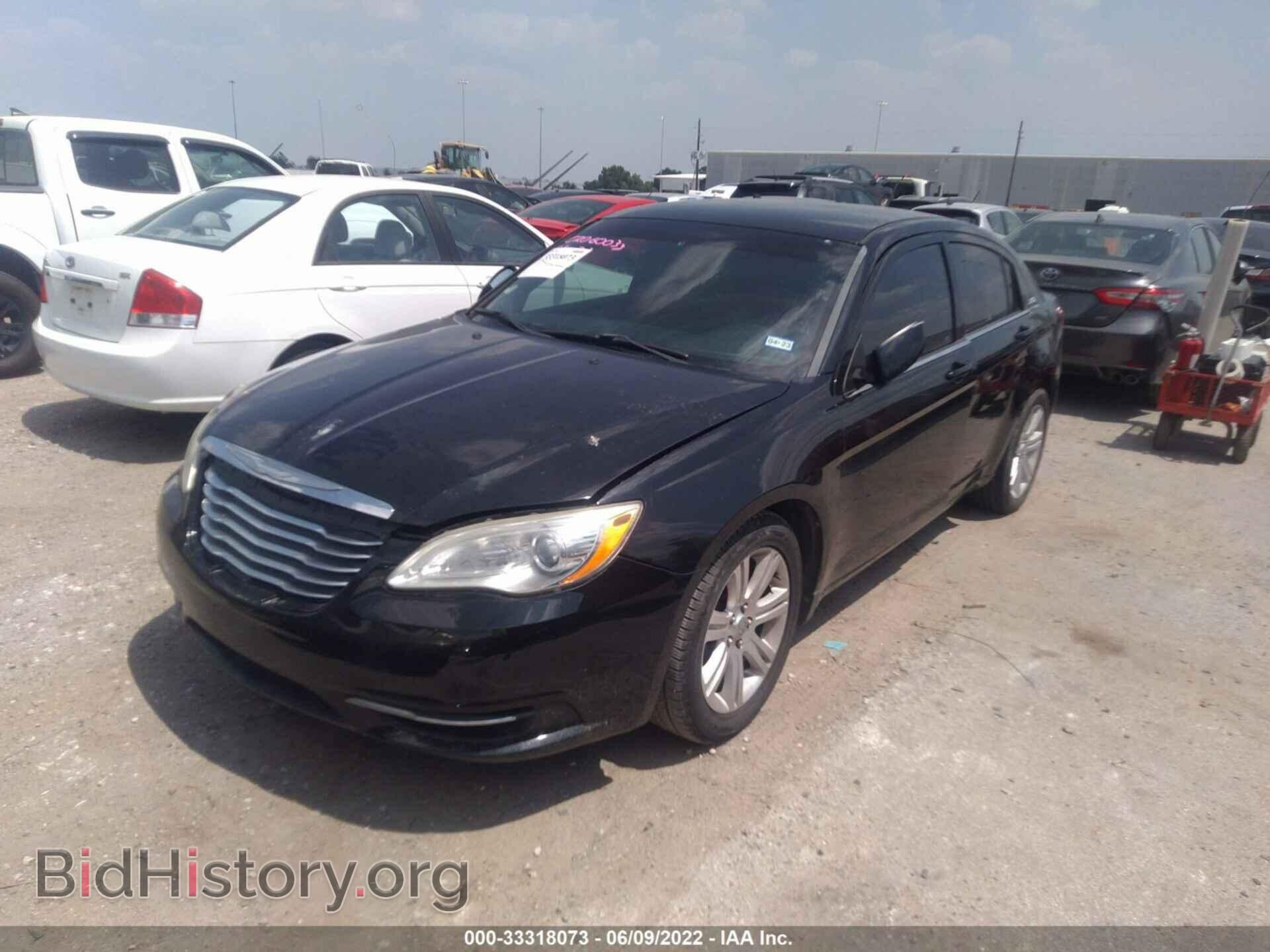 2012 CHRYSLER 200 - VIN: 1C3CCBAB4CN184287 - Photo 2