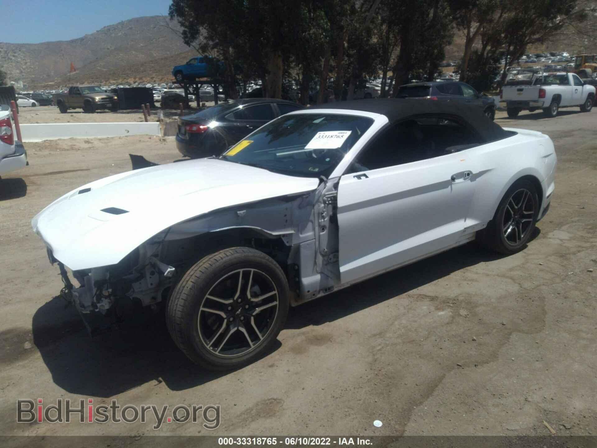 2018 FORD MUSTANG - VIN: 1FATP8UH0J5110368 - Фото 2