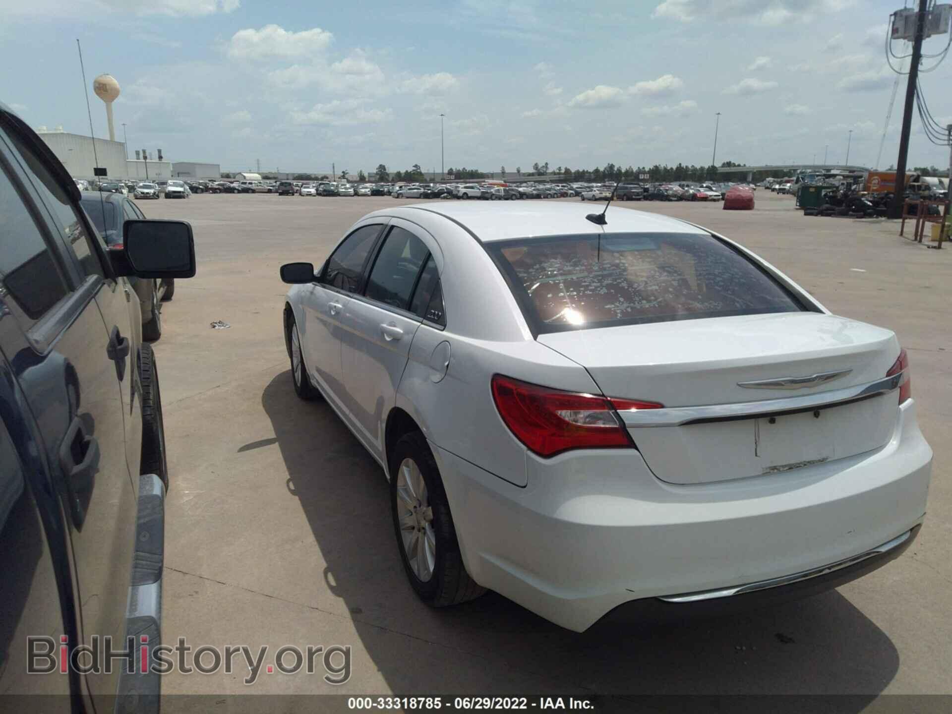 2012 CHRYSLER 200 - VIN: 1C3CCBBB0CN210236 - Фото 3