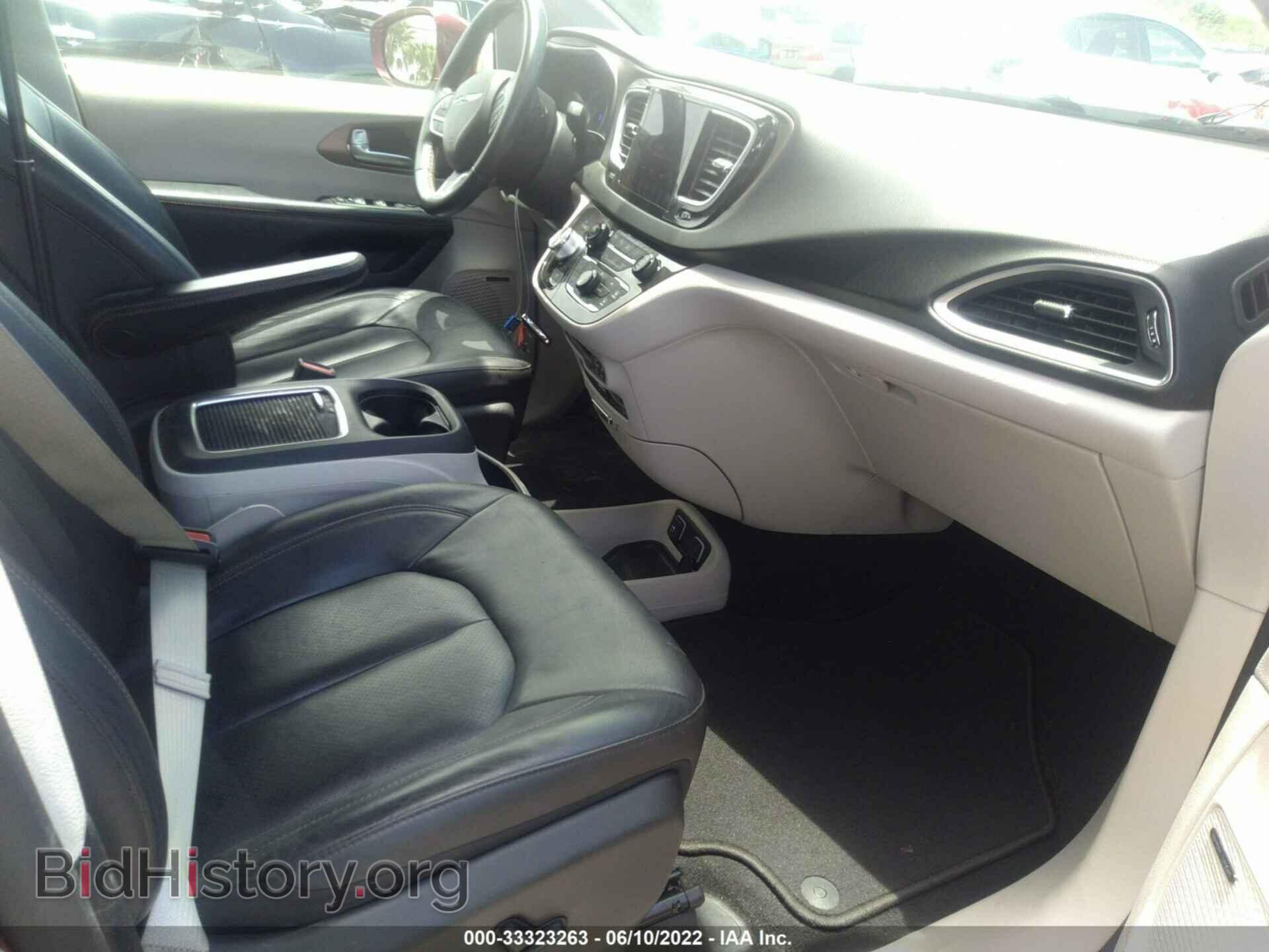 2019 CHRYSLER PACIFICA - VIN: 2C4RC1EG7KR569432 - Фото 5