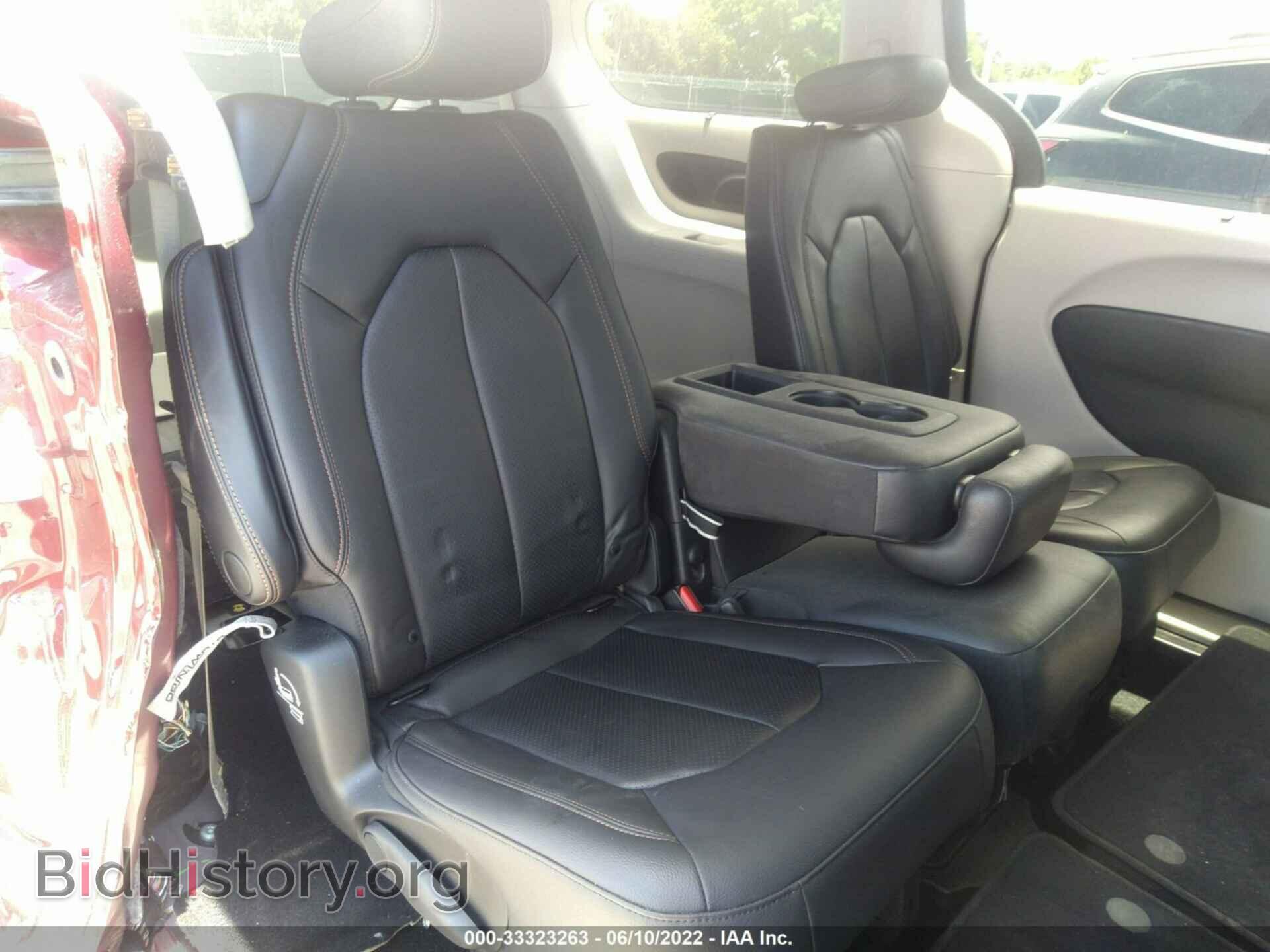 2019 CHRYSLER PACIFICA - VIN: 2C4RC1EG7KR569432 - Фото 8