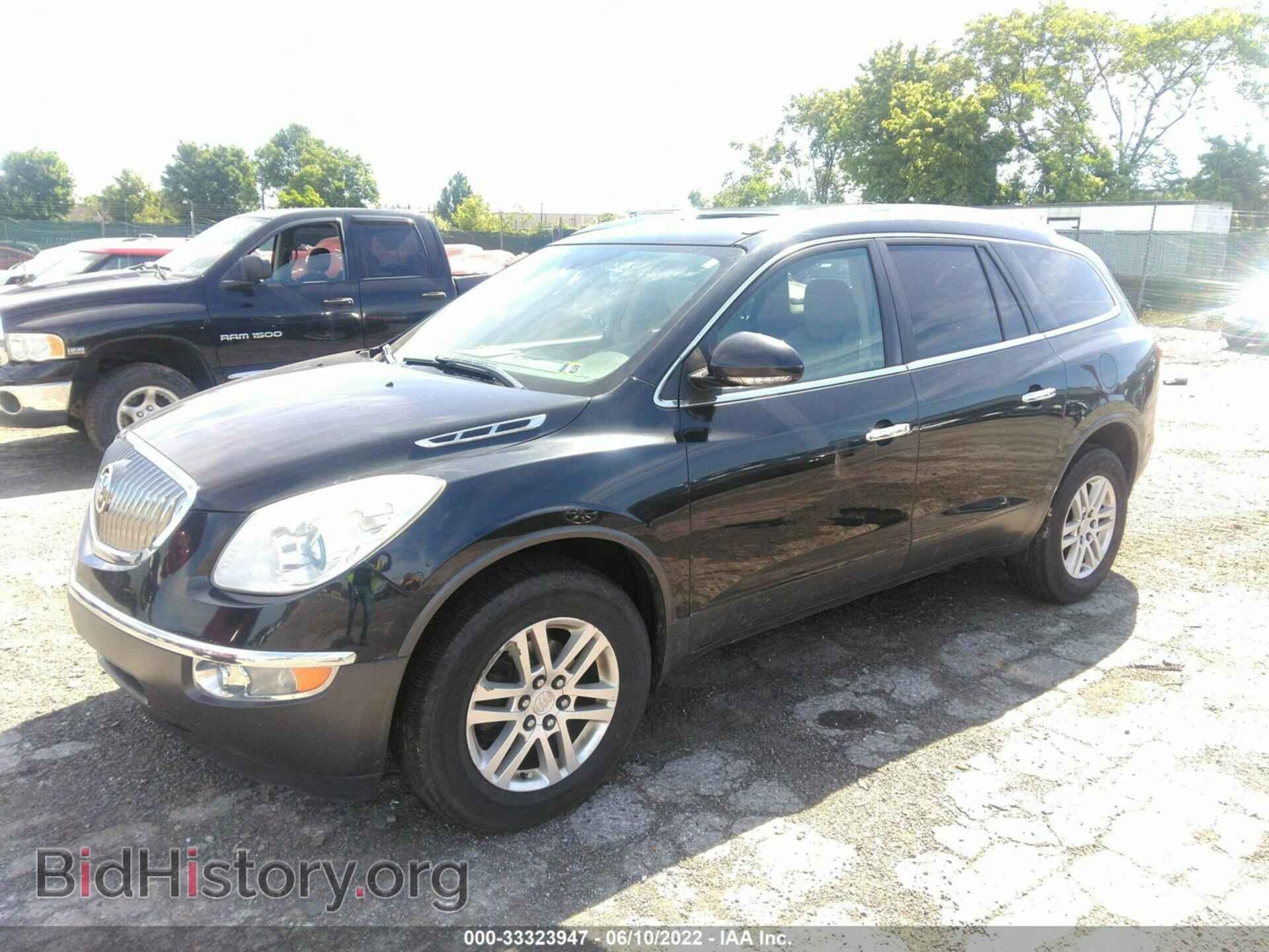 2012 BUICK ENCLAVE - VIN: 5GAKRAED0CJ391747 - Photo 2