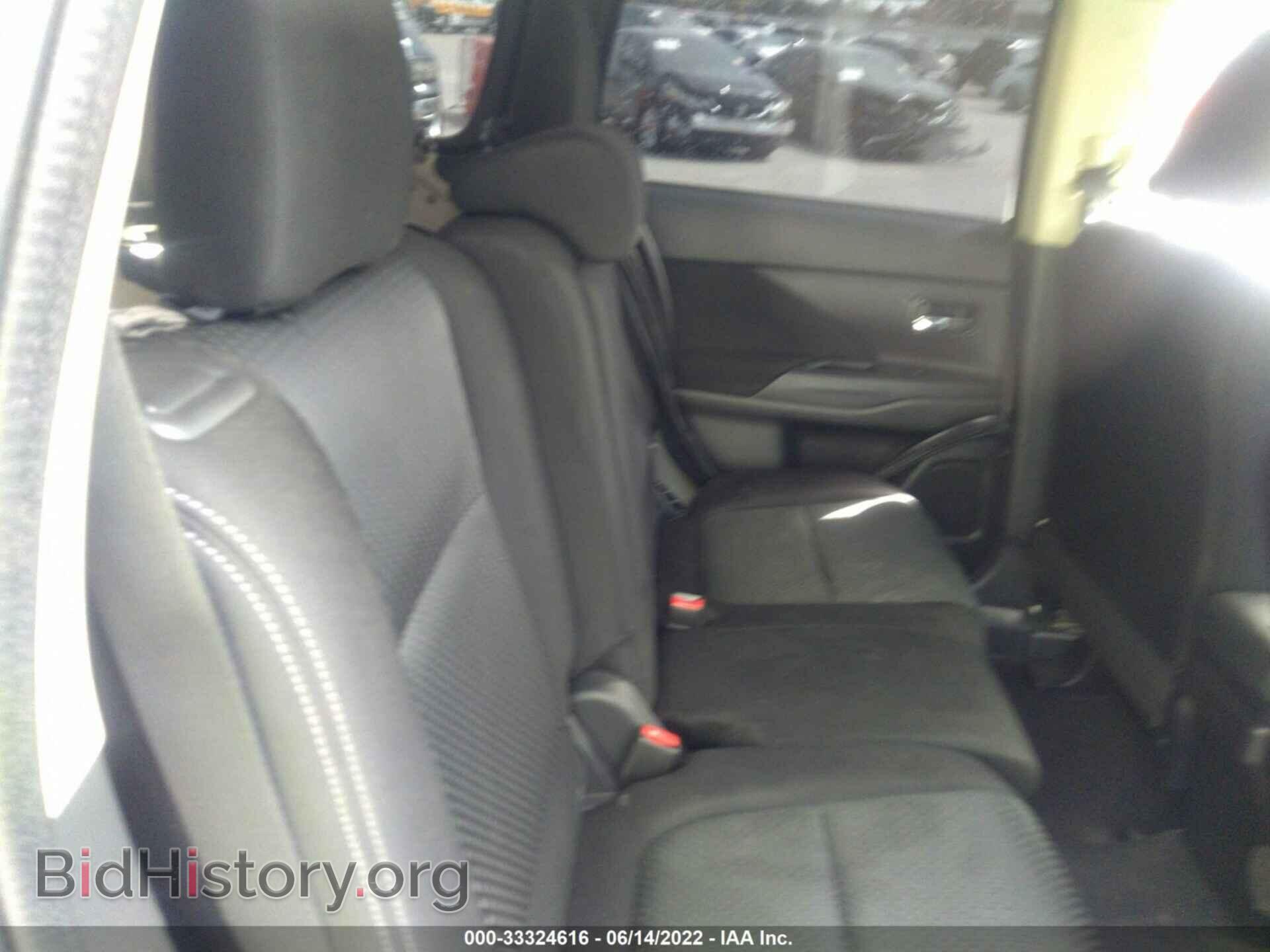 2016 MITSUBISHI OUTLANDER - VIN: JA4AD2A36GZ018564 - Photo 8