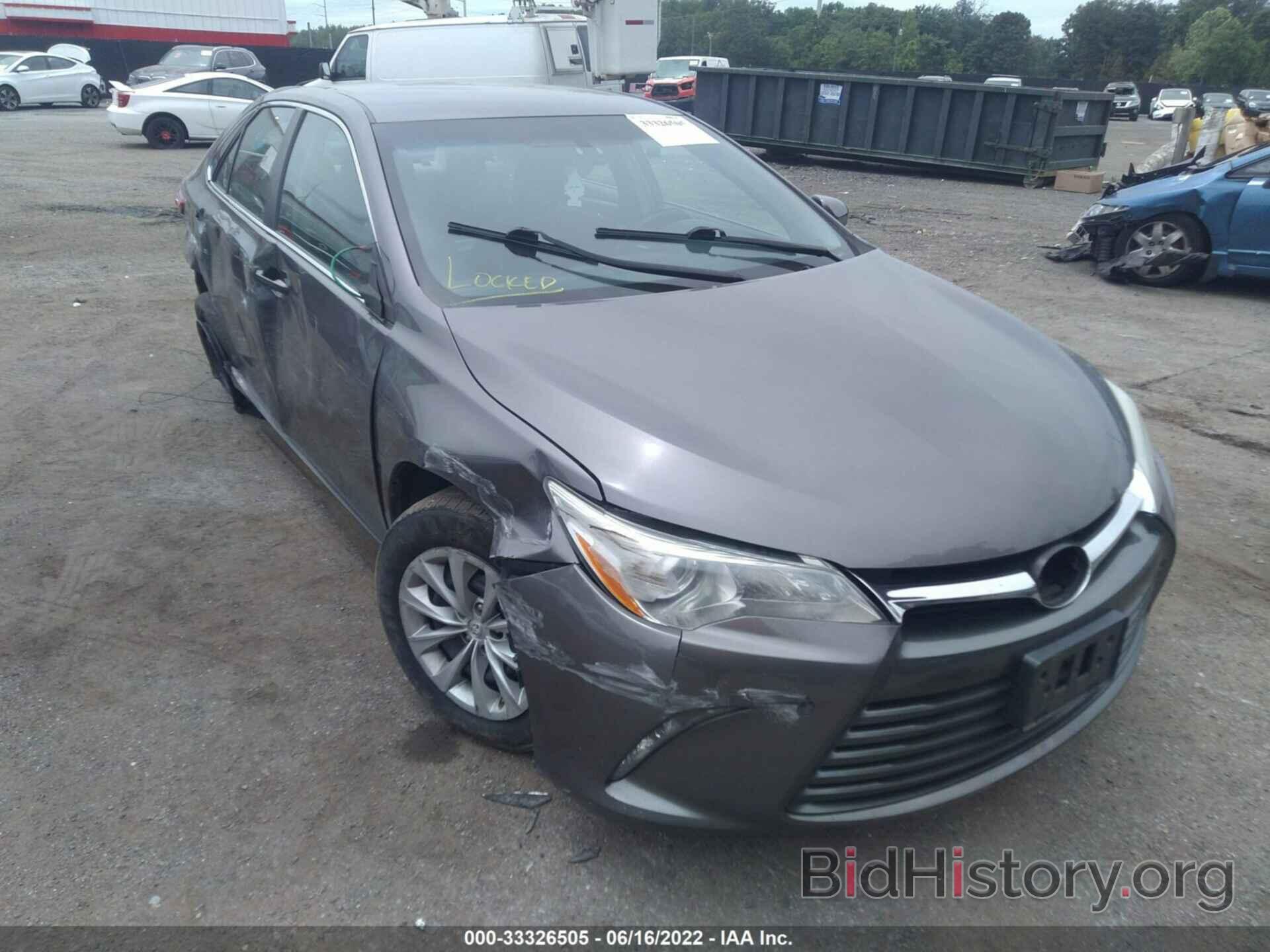 Photo 4T4BF1FK4GR534046 - TOYOTA CAMRY 2016